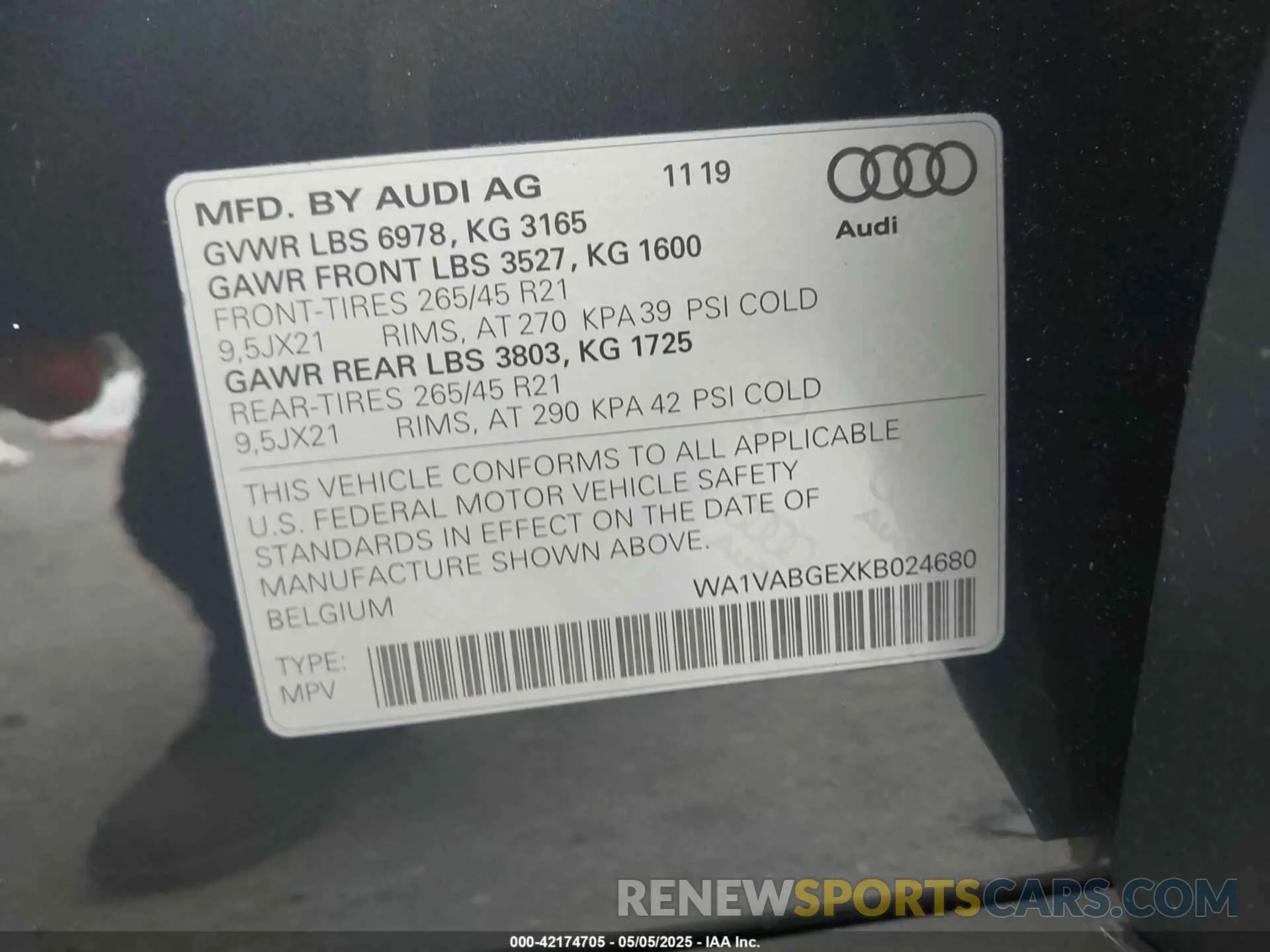 9 Photograph of a damaged car WA1VABGEXKB024680 AUDI E-TRON 2019