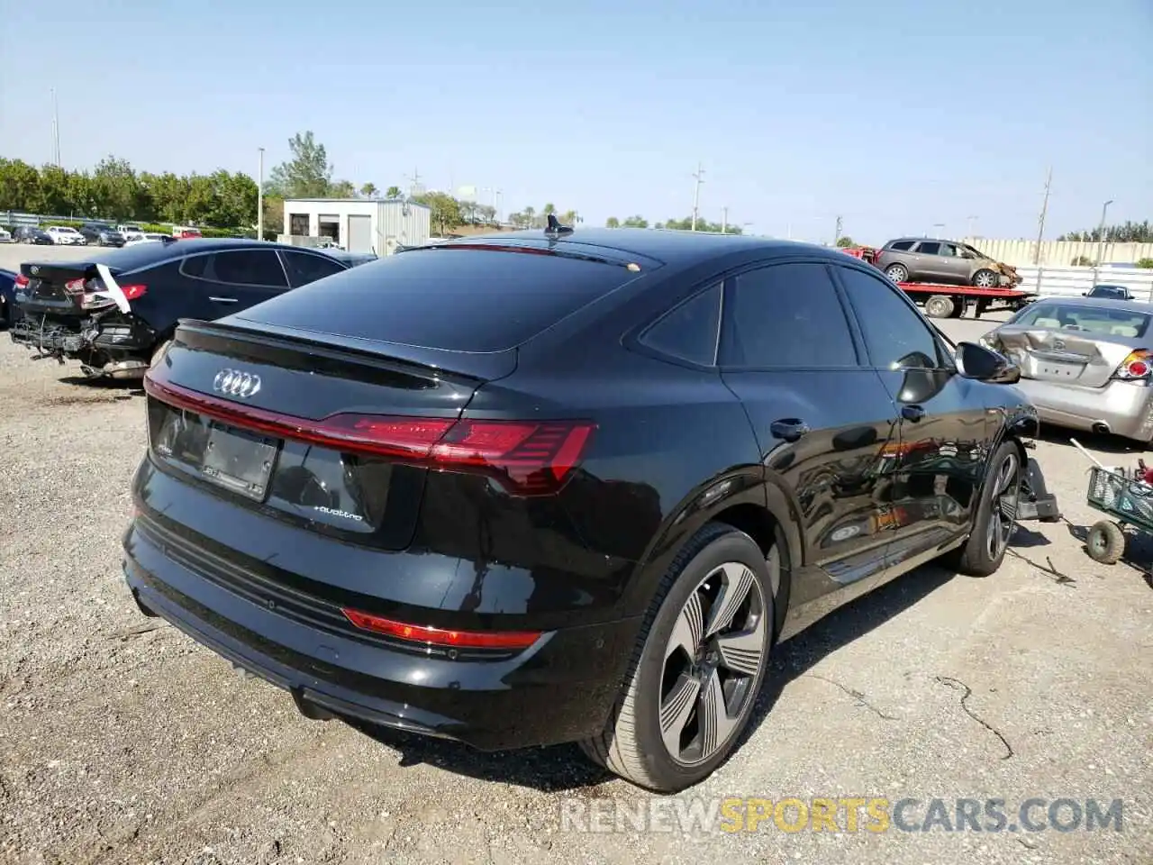 4 Photograph of a damaged car WA13AAGE1MB026645 AUDI E-TRON 2021