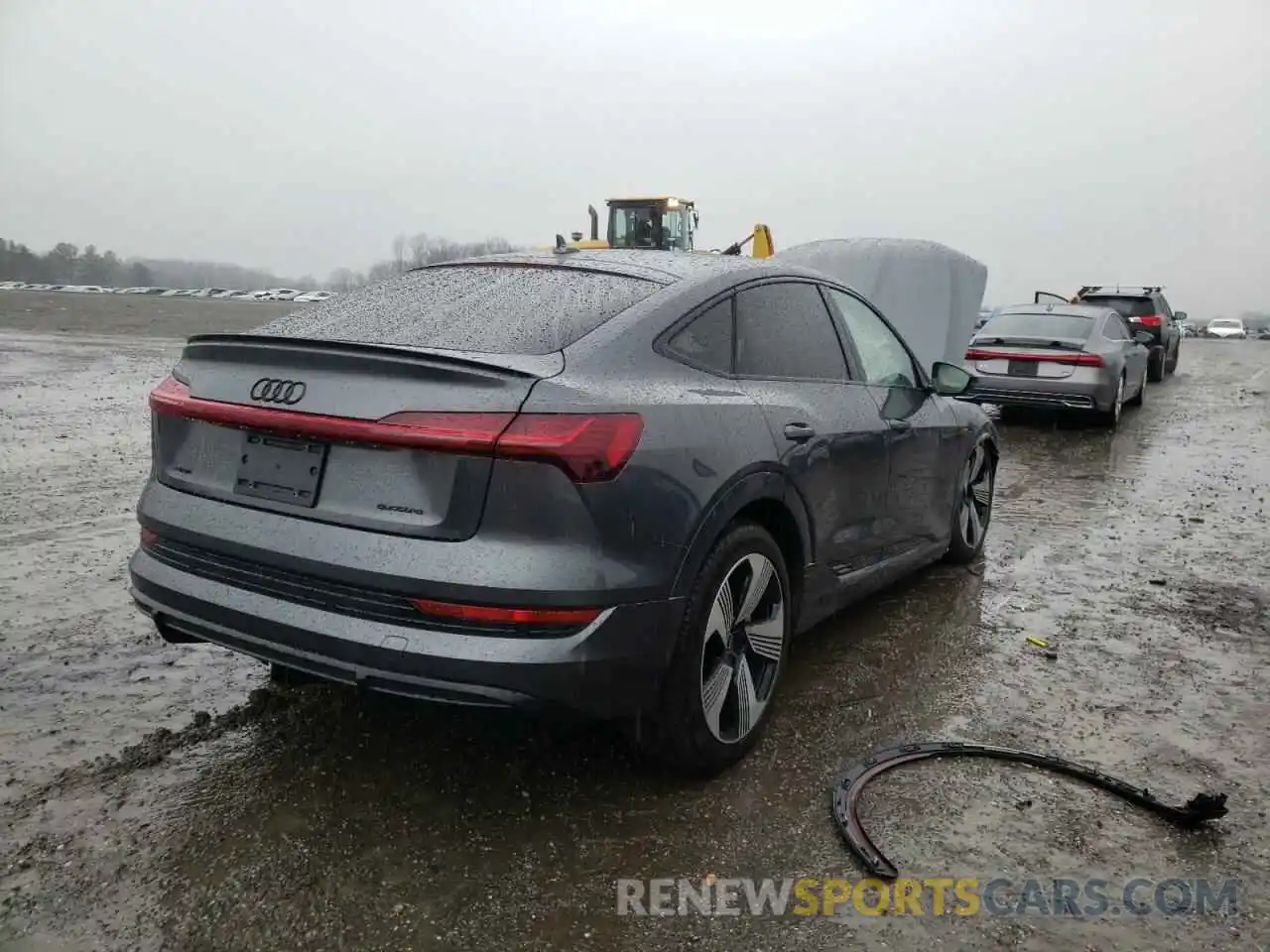 4 Photograph of a damaged car WA13ABGE1MB041023 AUDI E-TRON 2021