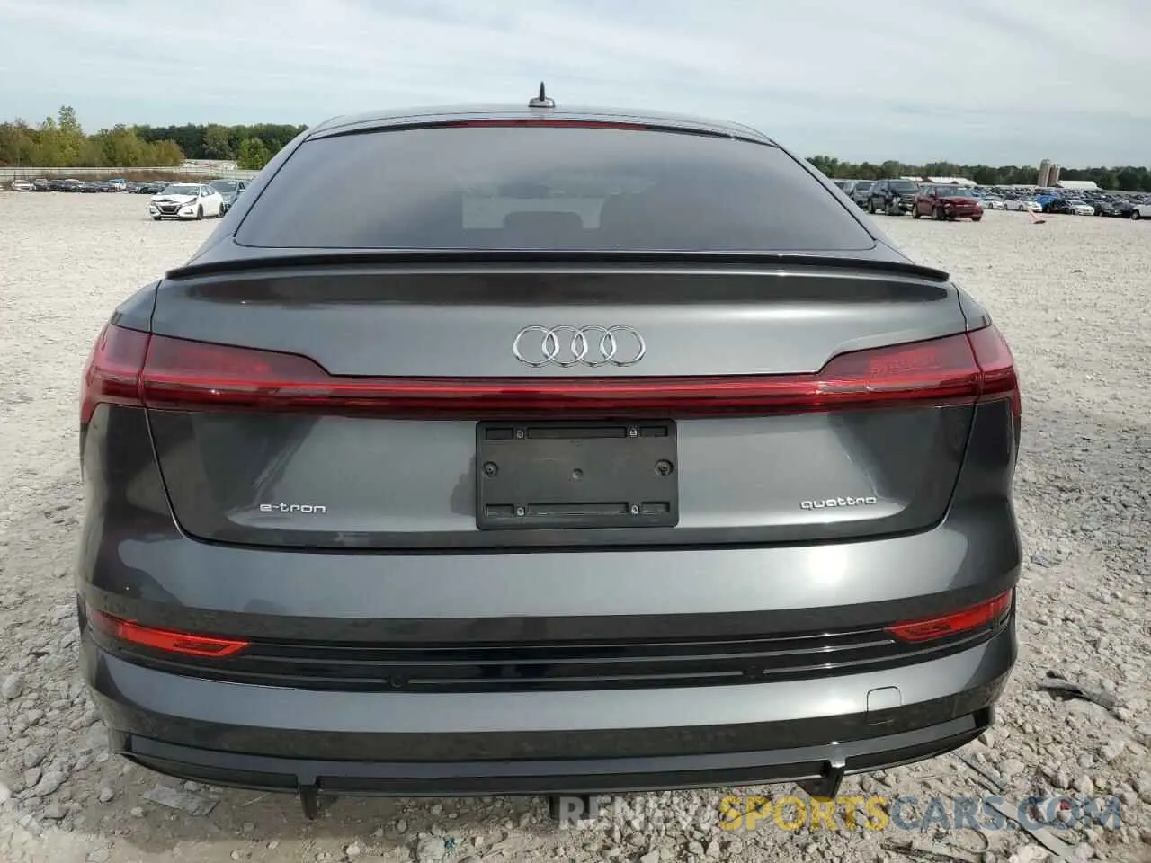 6 Photograph of a damaged car WA13ABGE8MB008083 AUDI E-TRON 2021