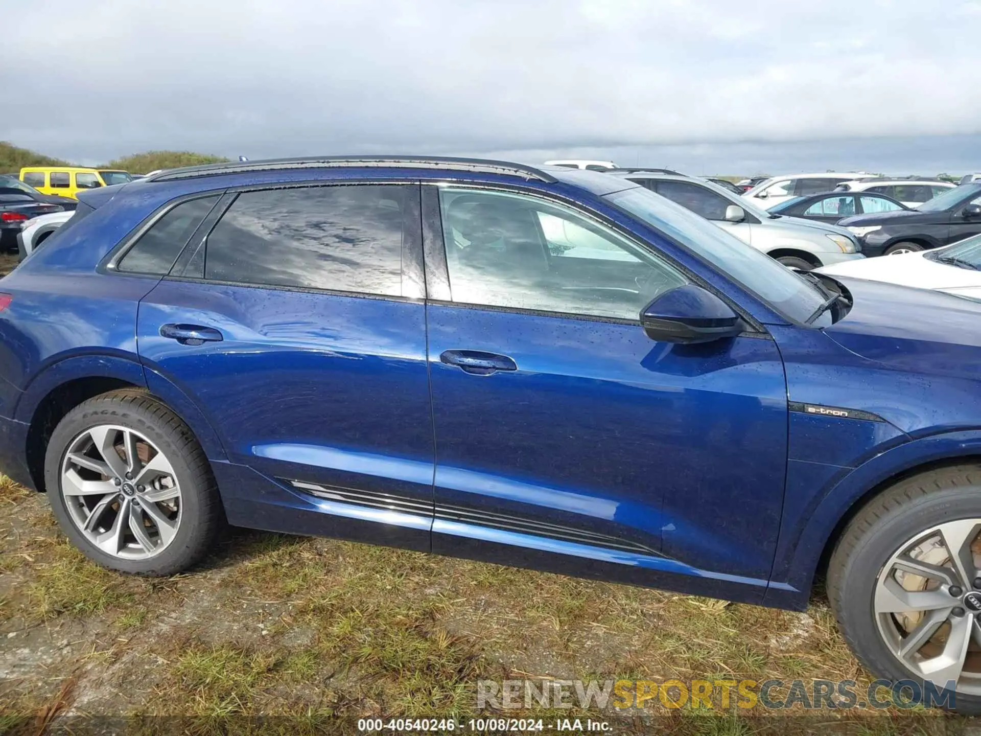 12 Photograph of a damaged car WA1AAAGE3MB002550 AUDI E-TRON 2021