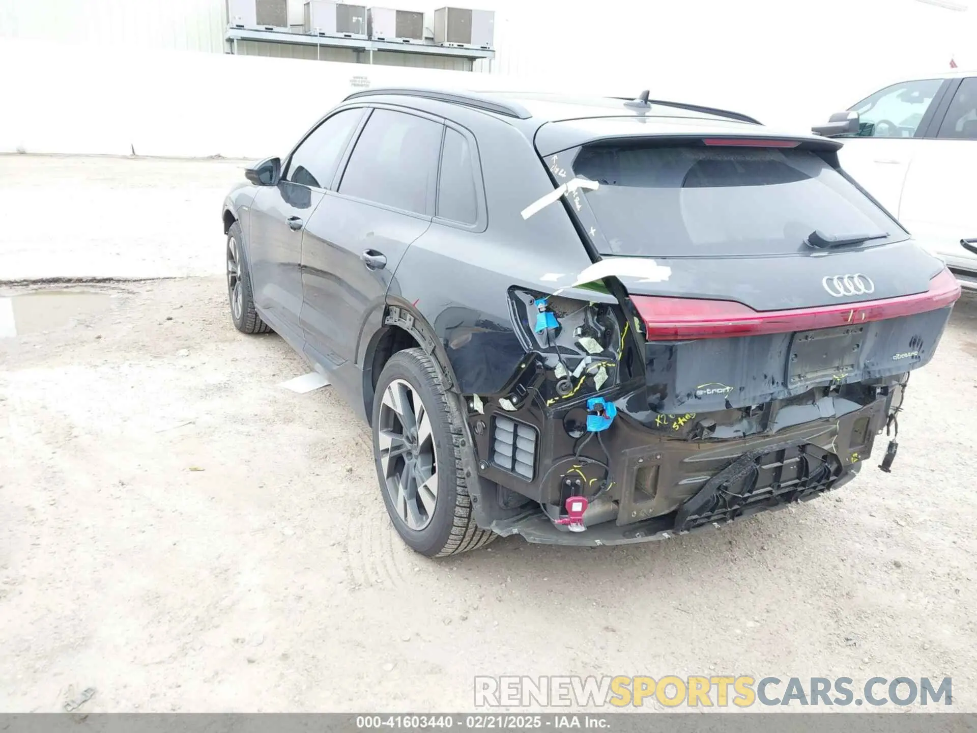 3 Photograph of a damaged car WA1AAAGE6MB027927 AUDI E-TRON 2021