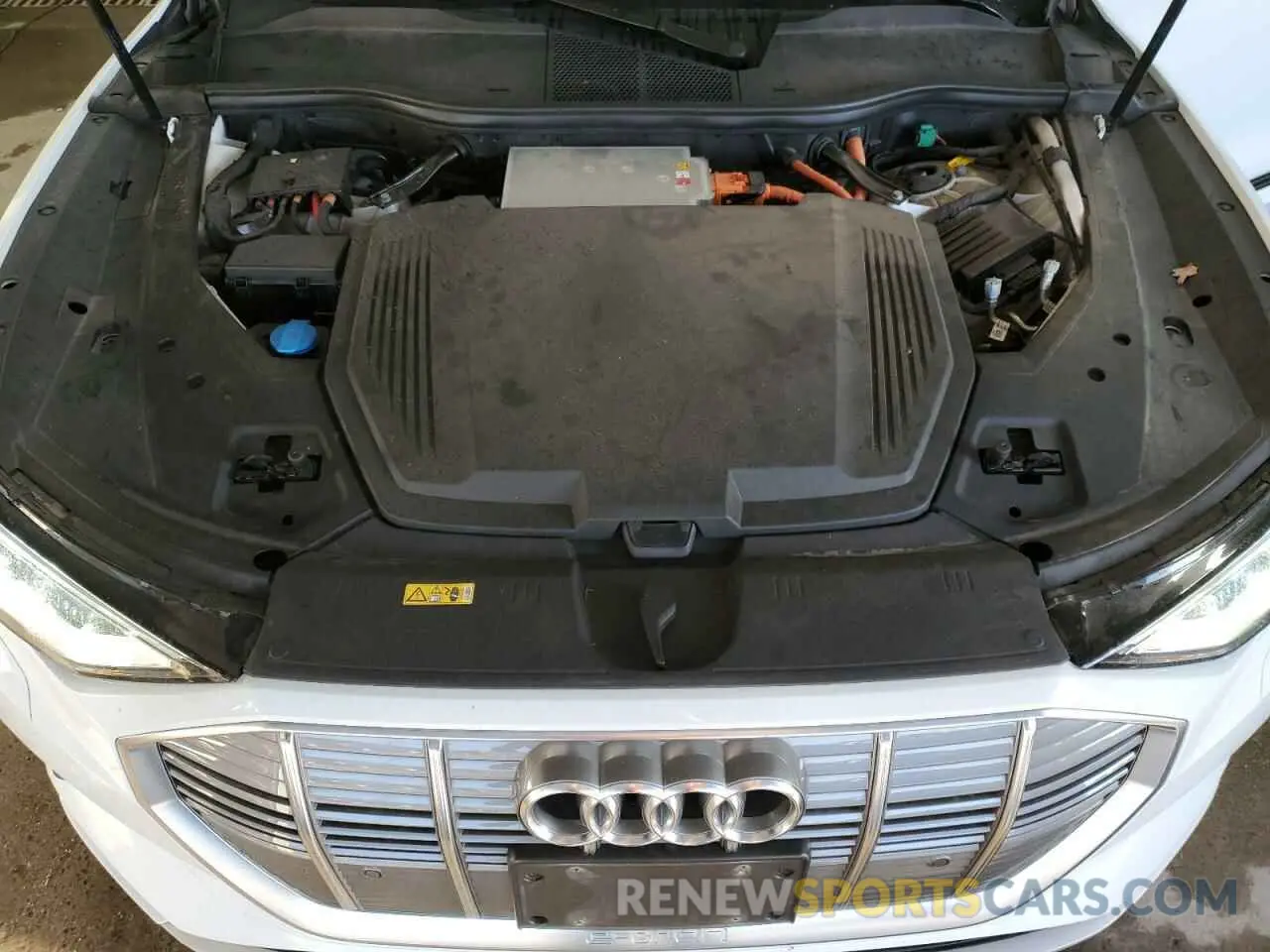 12 Photograph of a damaged car WA1AABGE5MB005200 AUDI E-TRON 2021