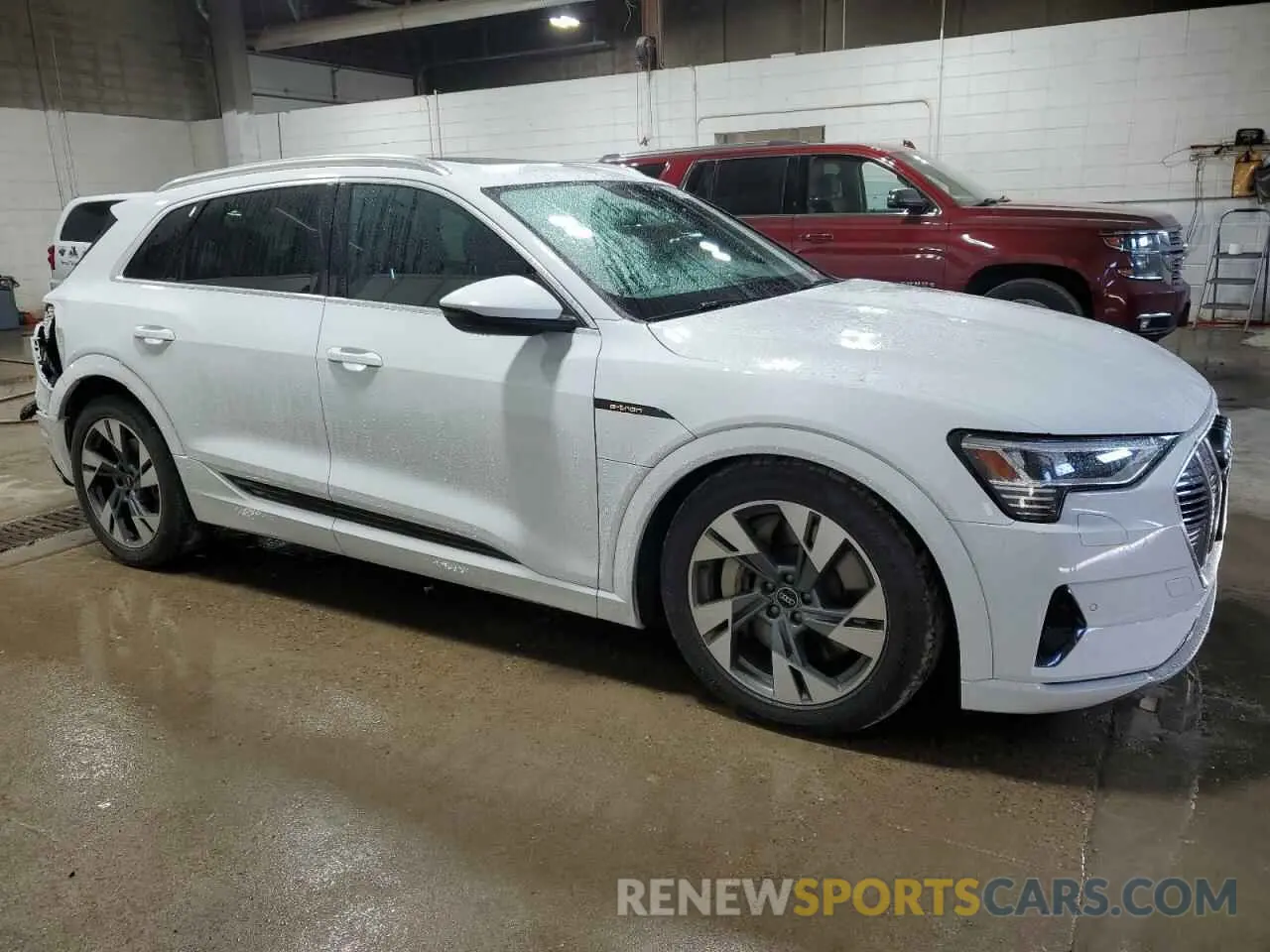 4 Photograph of a damaged car WA1AABGE5MB005200 AUDI E-TRON 2021