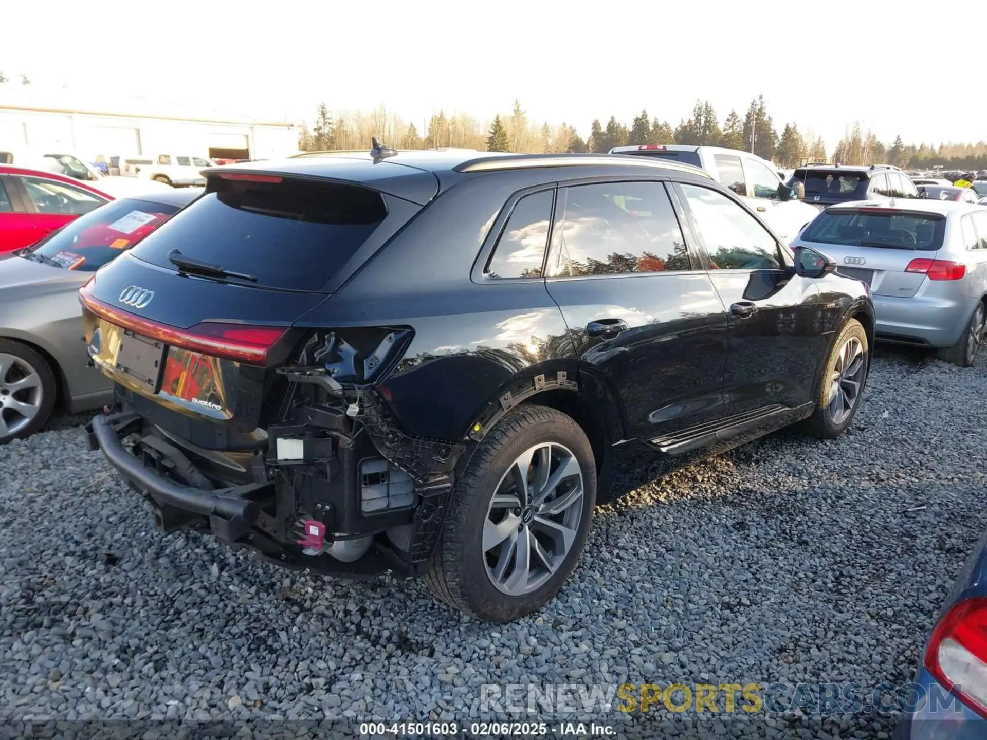 4 Photograph of a damaged car WA1LAAGE9MB002545 AUDI E-TRON 2021