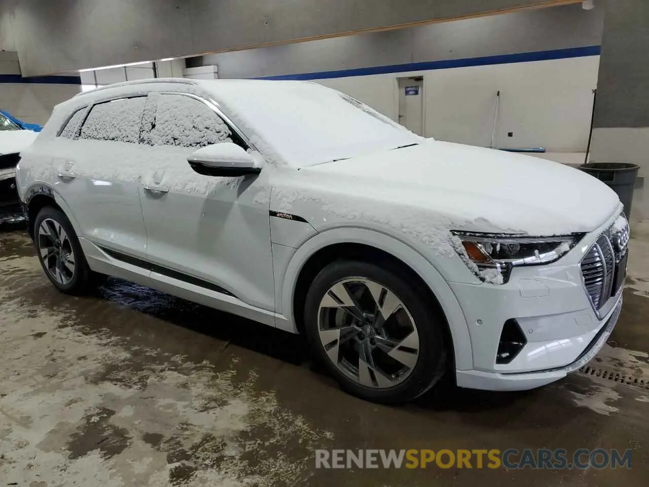 4 Photograph of a damaged car WA1LAAGE9MB003971 AUDI E-TRON 2021