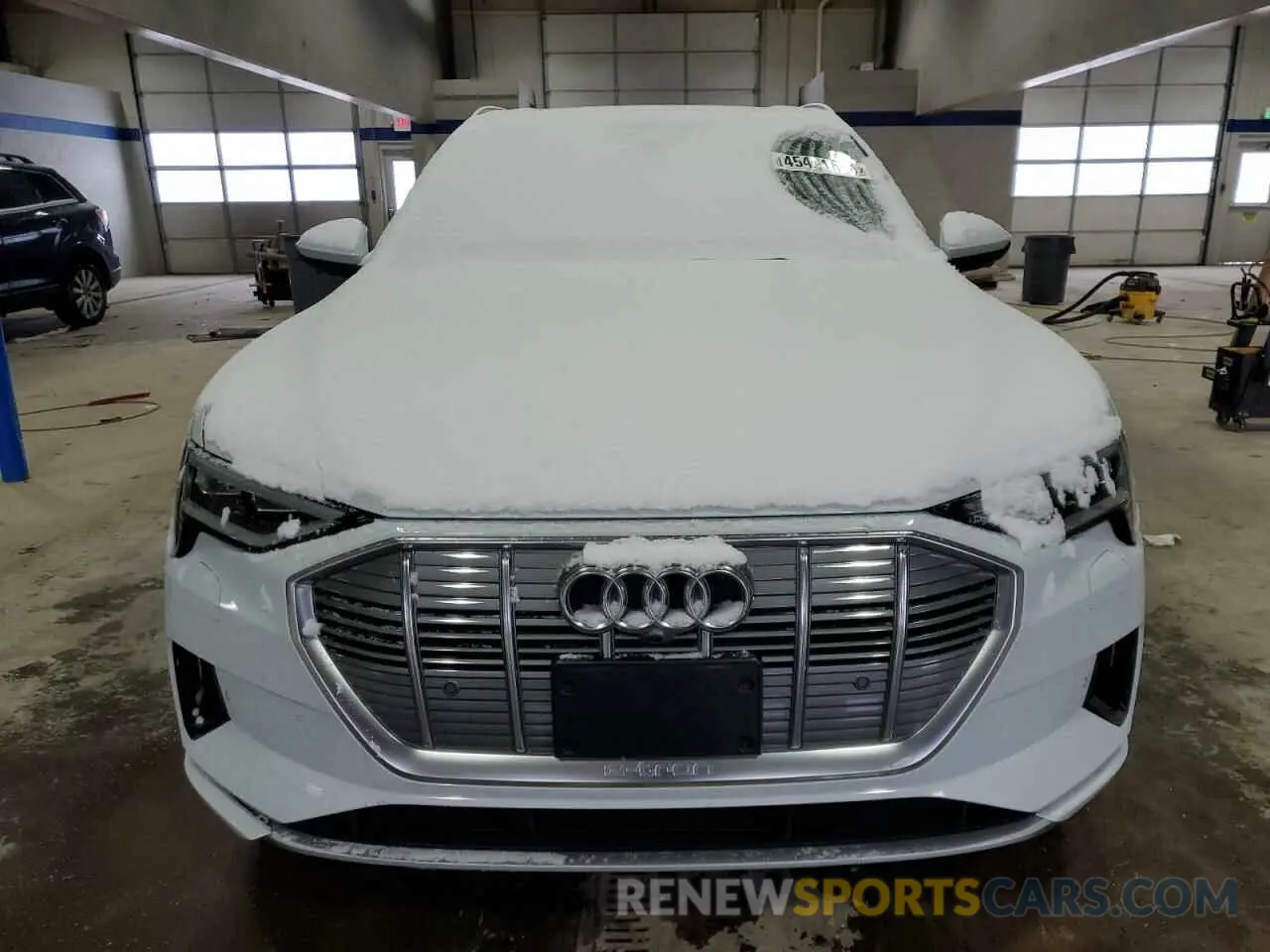 5 Photograph of a damaged car WA1LAAGE9MB003971 AUDI E-TRON 2021