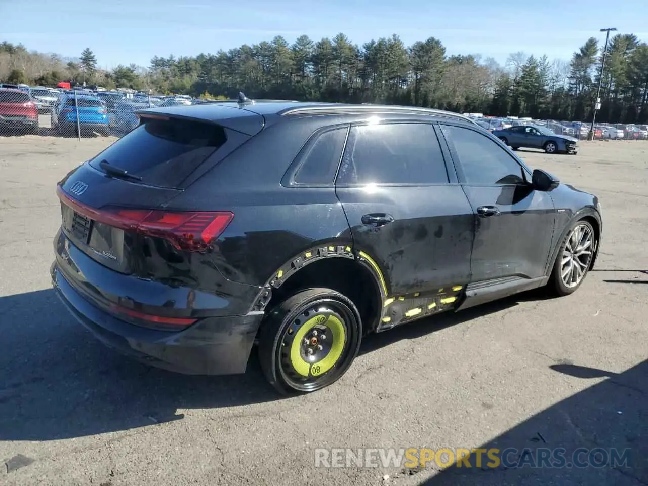 3 Photograph of a damaged car WA1VAAGE3MB020015 AUDI E-TRON 2021