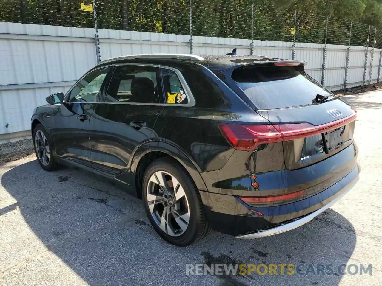 3 Photograph of a damaged car WA1VAAGE3MB030124 AUDI E-TRON 2021