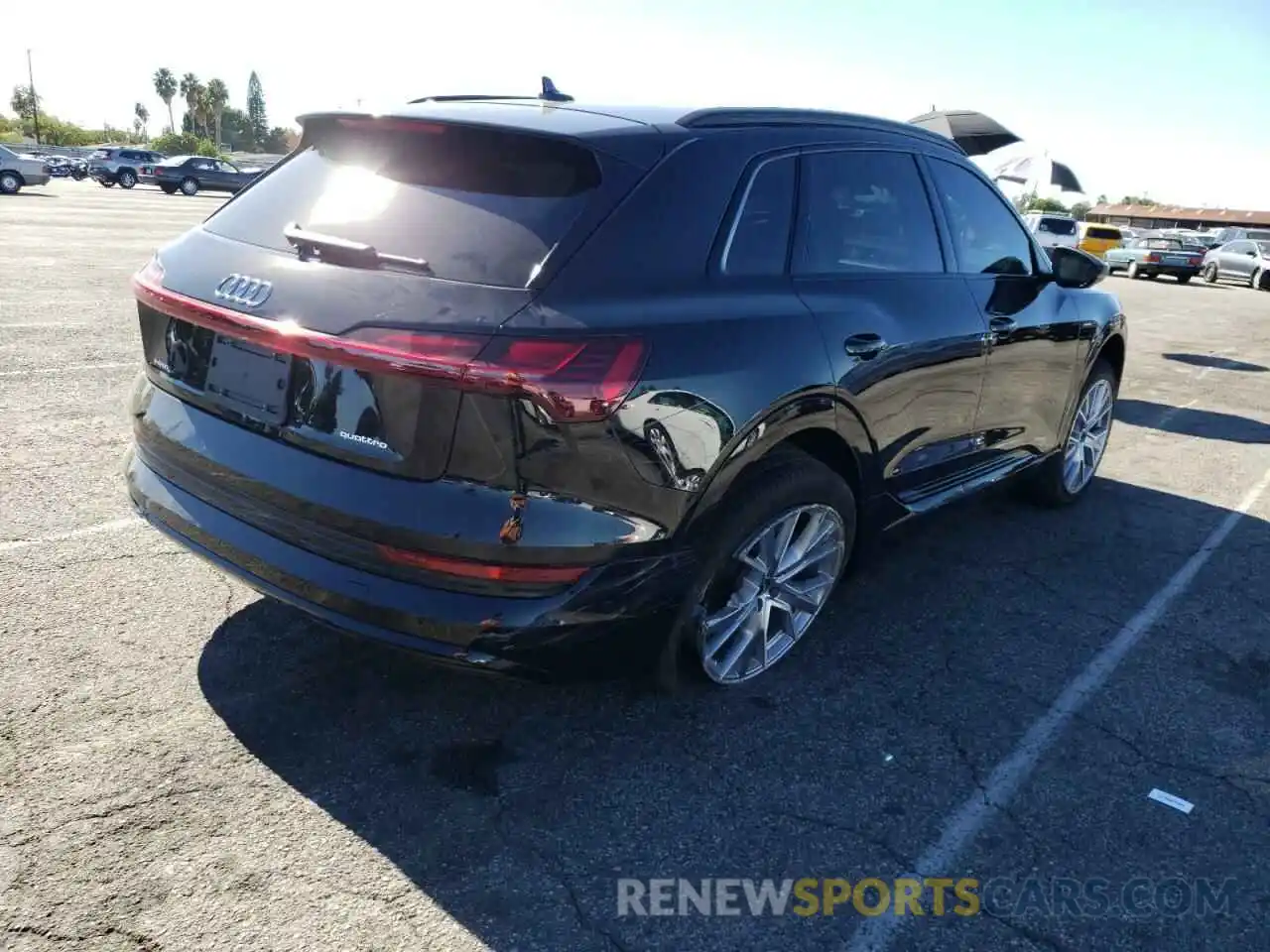 4 Photograph of a damaged car WA1VAAGE8MB036999 AUDI E-TRON 2021