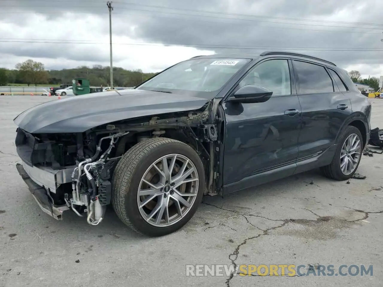 1 Photograph of a damaged car WA1VABGE0MB004327 AUDI E-TRON 2021