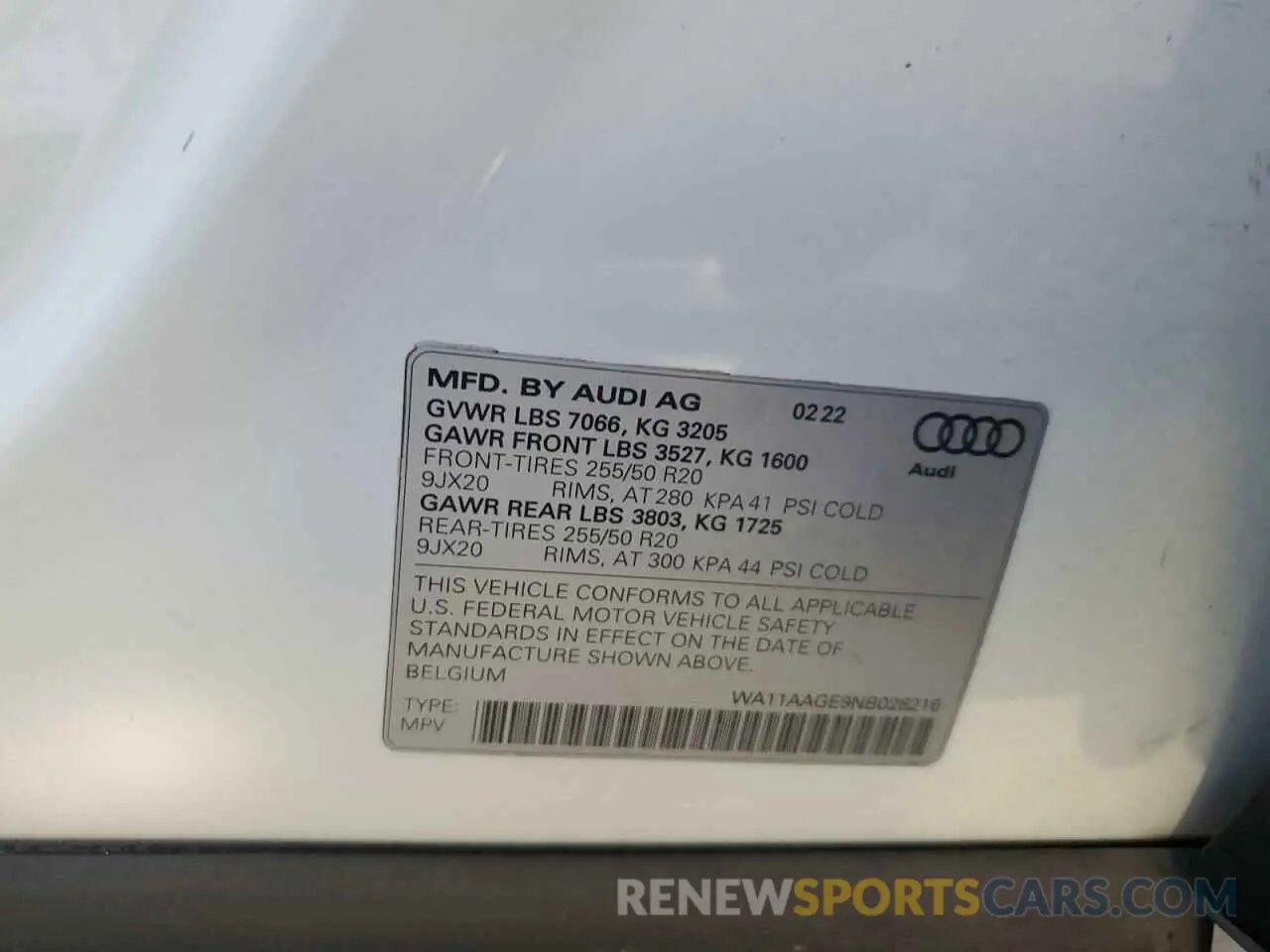 14 Photograph of a damaged car WA11AAGE9NB028216 AUDI E-TRON 2022