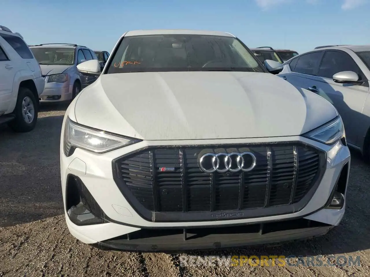 5 Photograph of a damaged car WA11AAGE9NB028216 AUDI E-TRON 2022