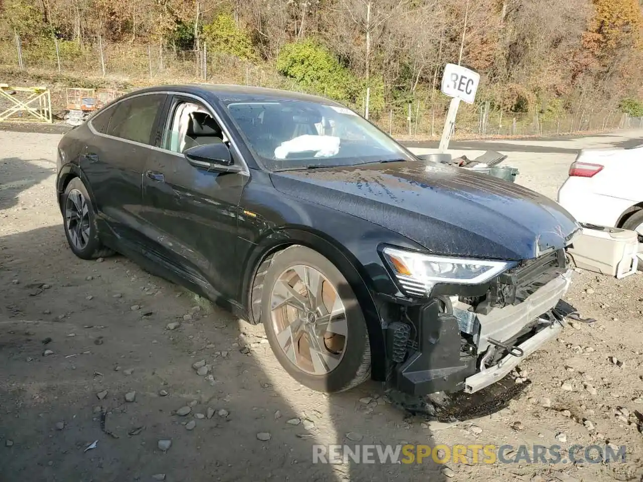 4 Photograph of a damaged car WA12AAGE2NB041104 AUDI E-TRON 2022