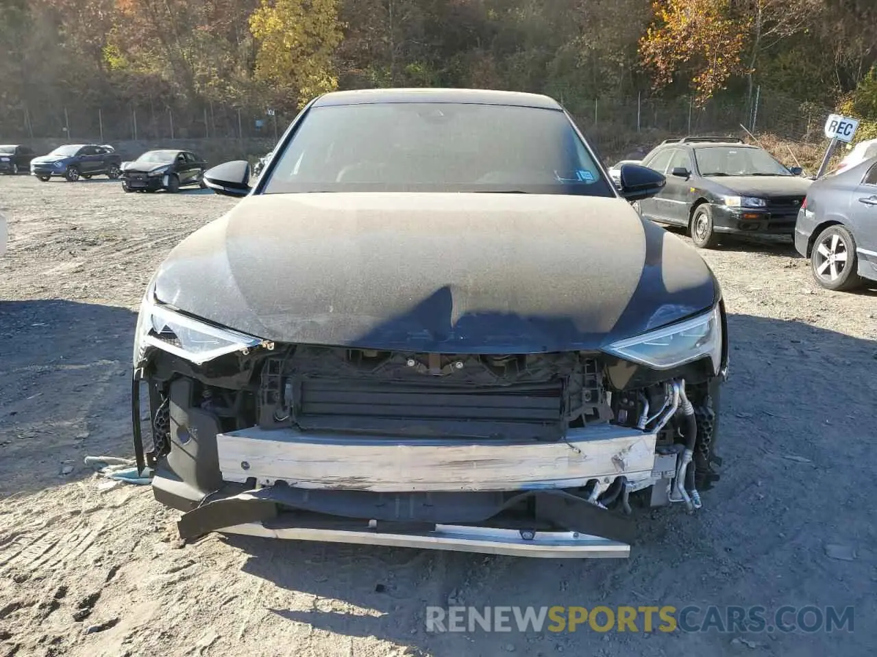 5 Photograph of a damaged car WA12ABGE8NB022921 AUDI E-TRON 2022