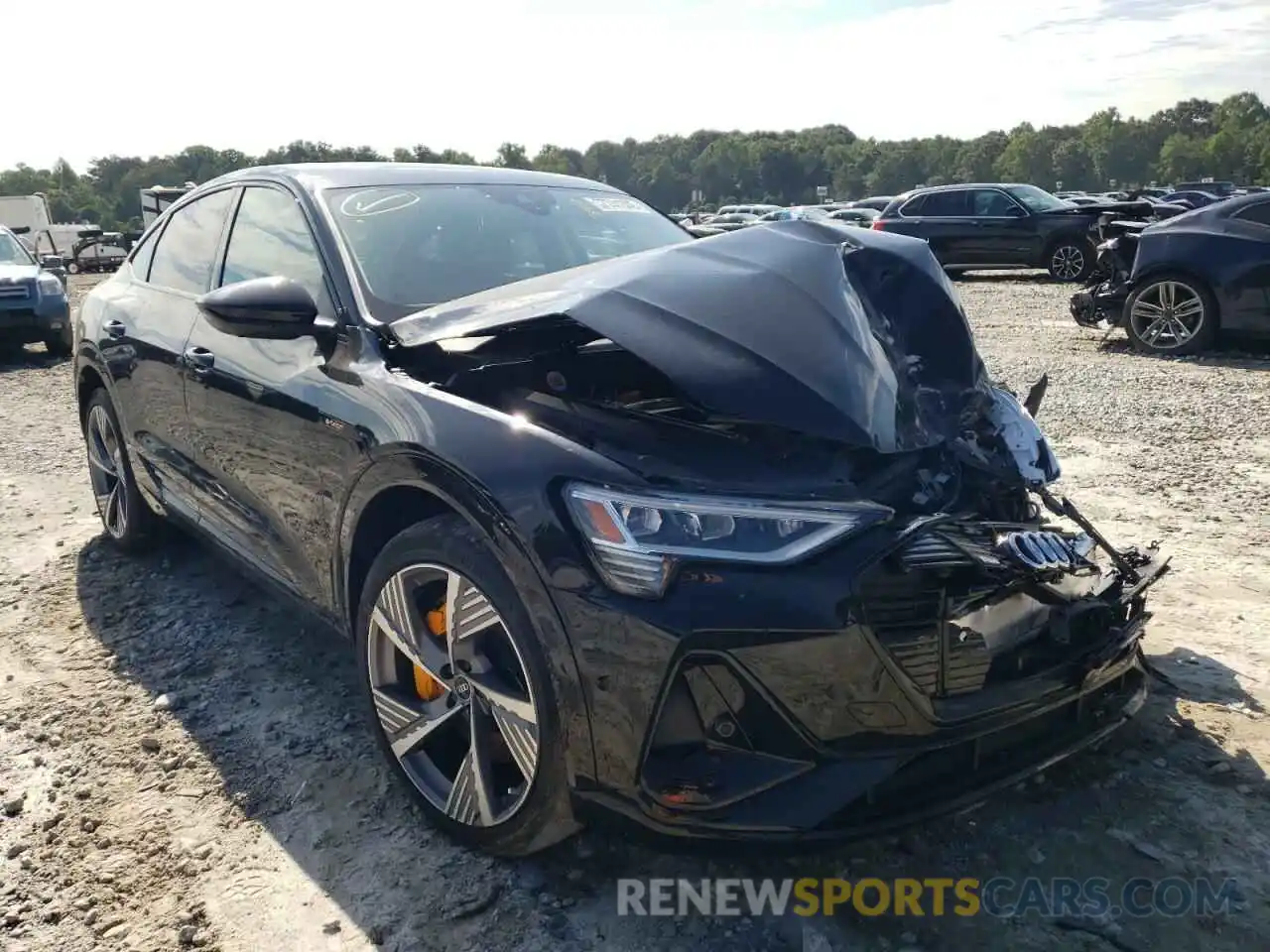 1 Photograph of a damaged car WA13AAGE5NB012295 AUDI E-TRON 2022