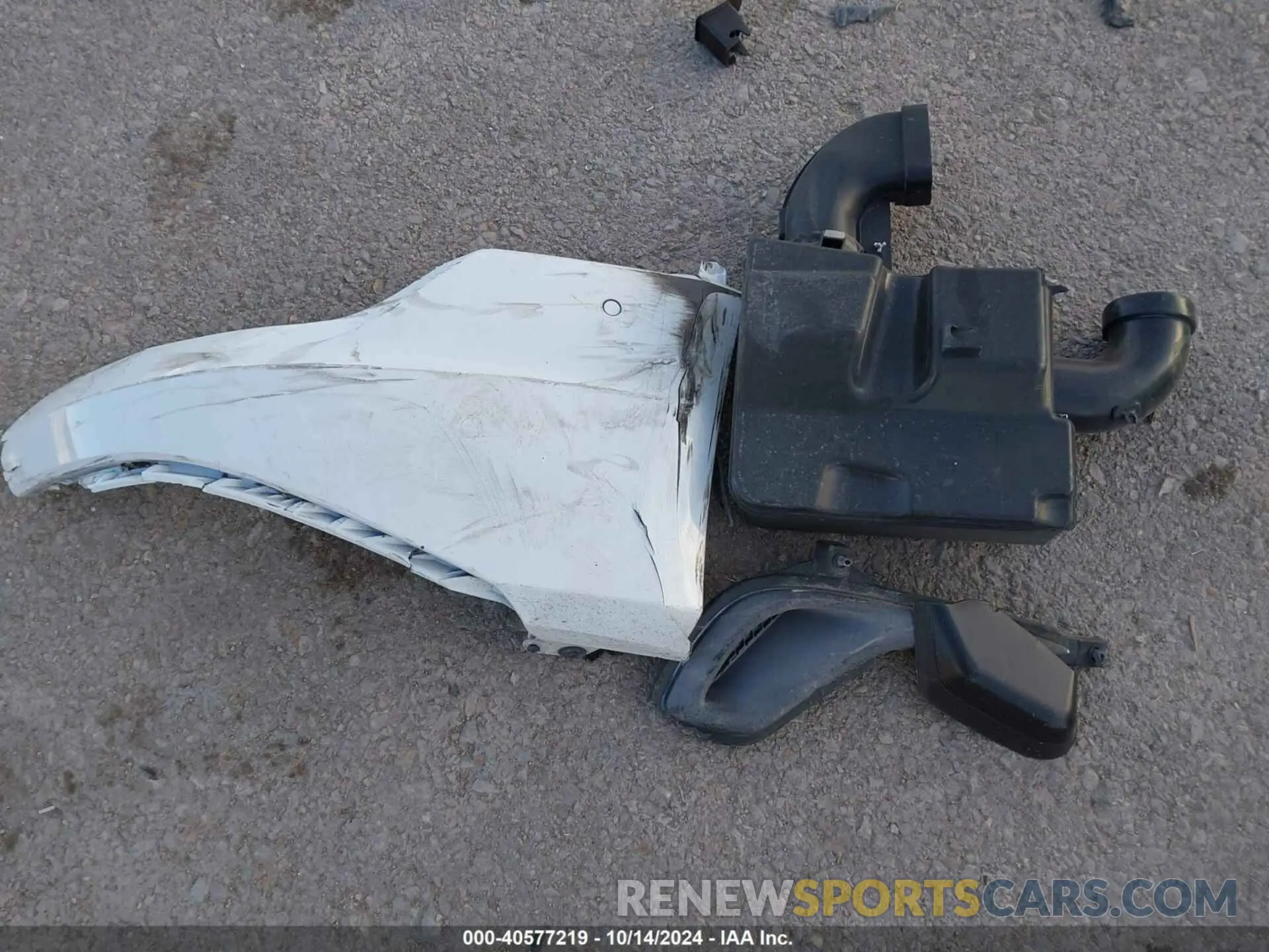 12 Photograph of a damaged car WA1AAAGE0NB025575 AUDI E-TRON 2022