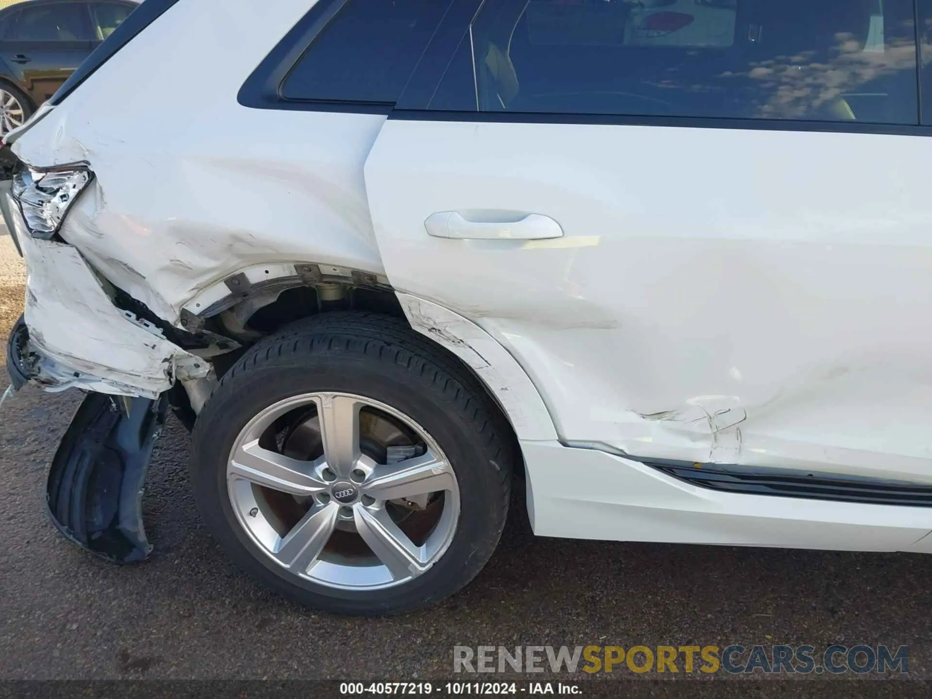 6 Photograph of a damaged car WA1AAAGE0NB025575 AUDI E-TRON 2022