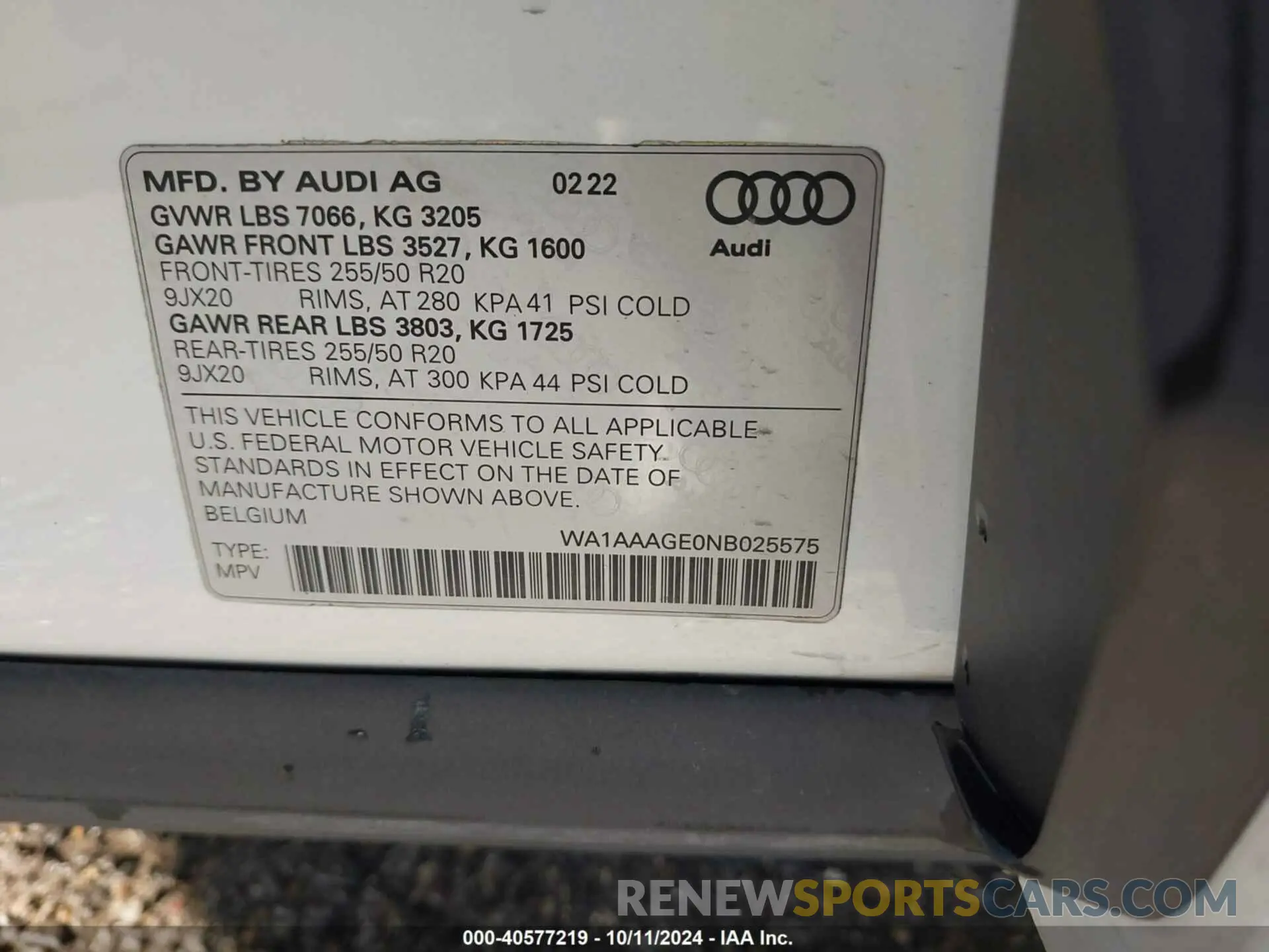 9 Photograph of a damaged car WA1AAAGE0NB025575 AUDI E-TRON 2022