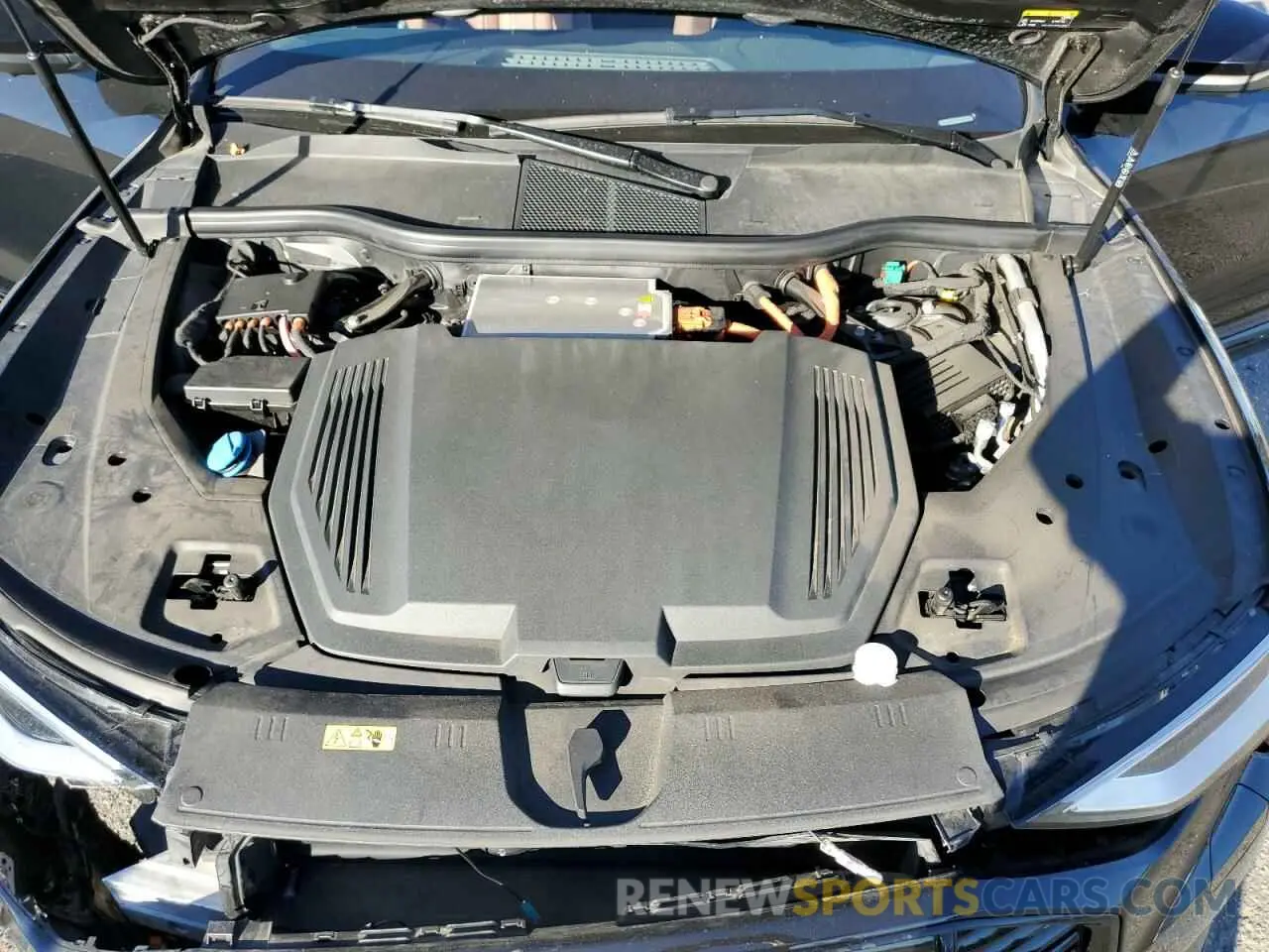 12 Photograph of a damaged car WA1AAAGE0NB028153 AUDI E-TRON 2022
