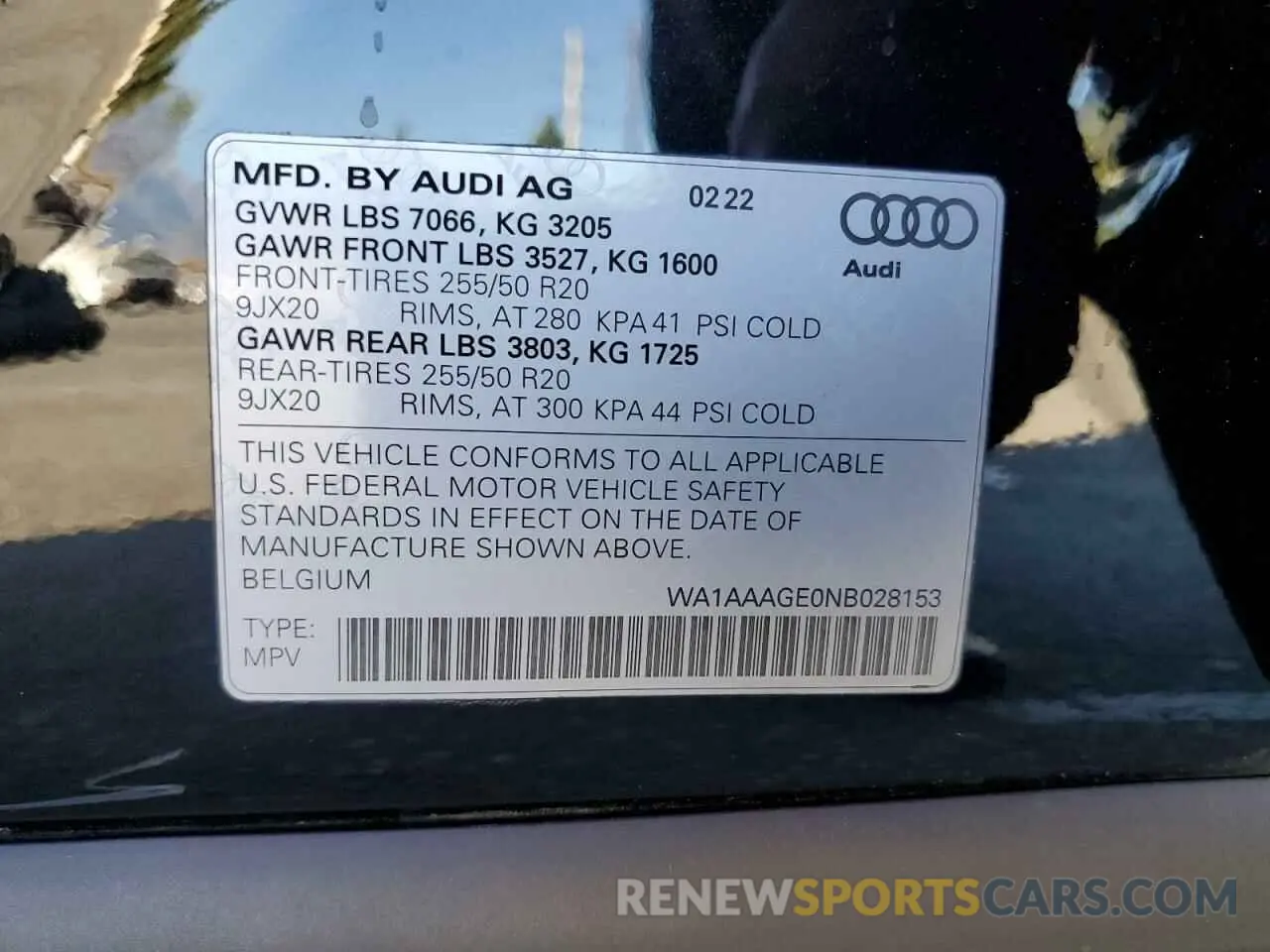 13 Photograph of a damaged car WA1AAAGE0NB028153 AUDI E-TRON 2022