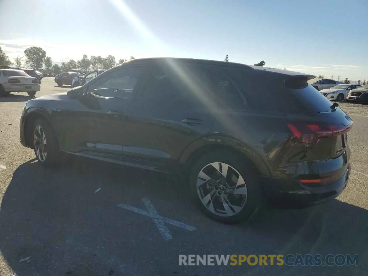 2 Photograph of a damaged car WA1AAAGE0NB028153 AUDI E-TRON 2022
