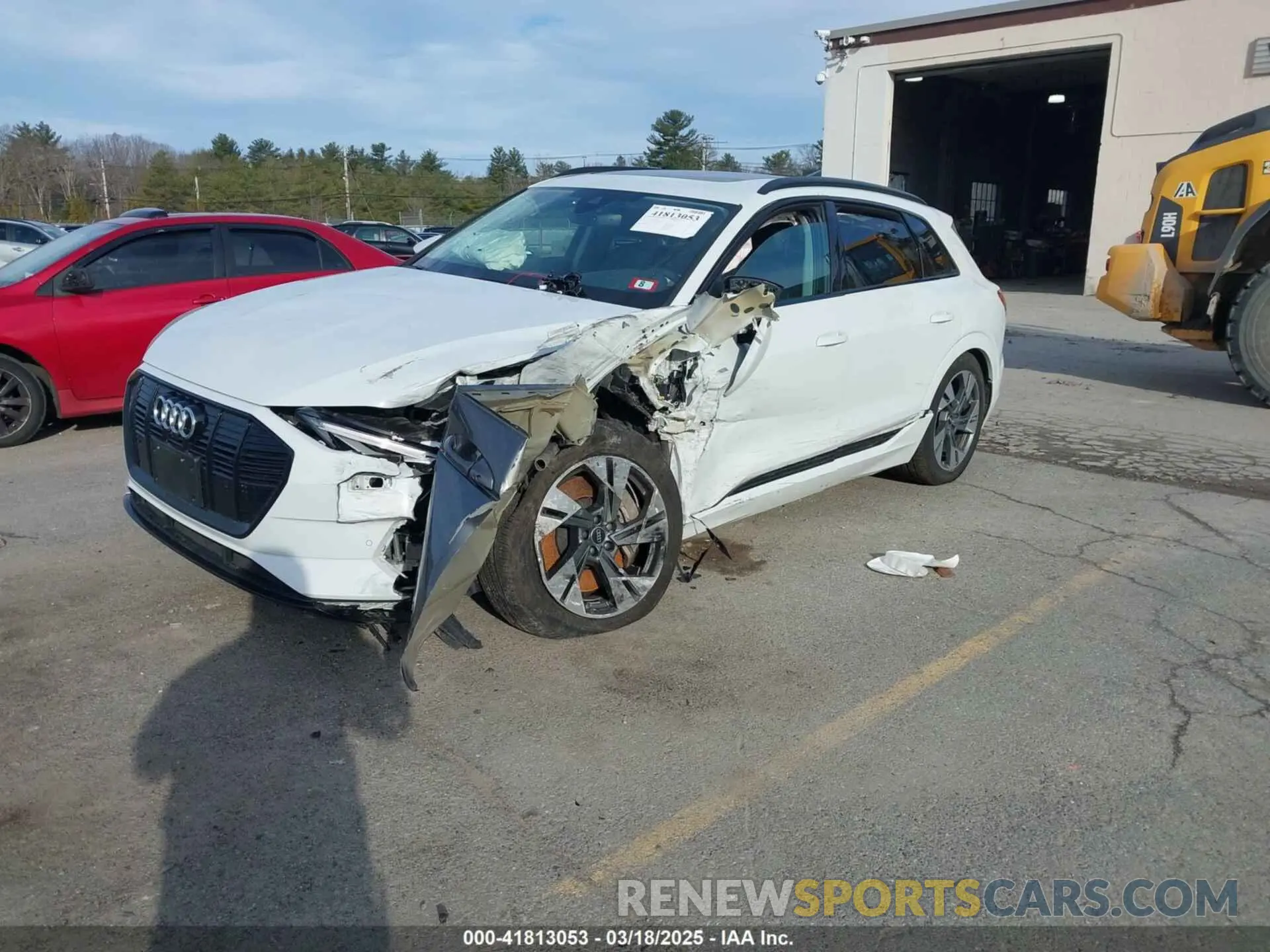 2 Photograph of a damaged car WA1AAAGE2NB040546 AUDI E-TRON 2022