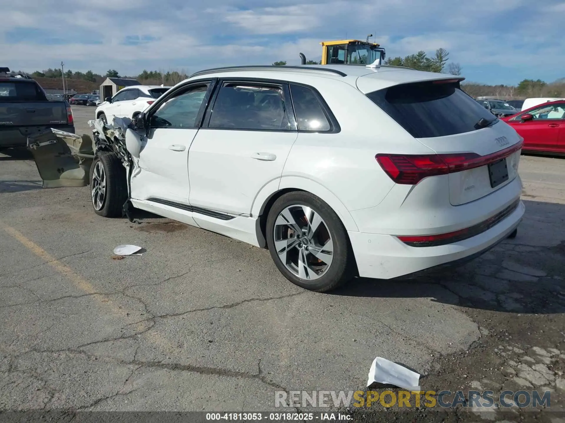 3 Photograph of a damaged car WA1AAAGE2NB040546 AUDI E-TRON 2022
