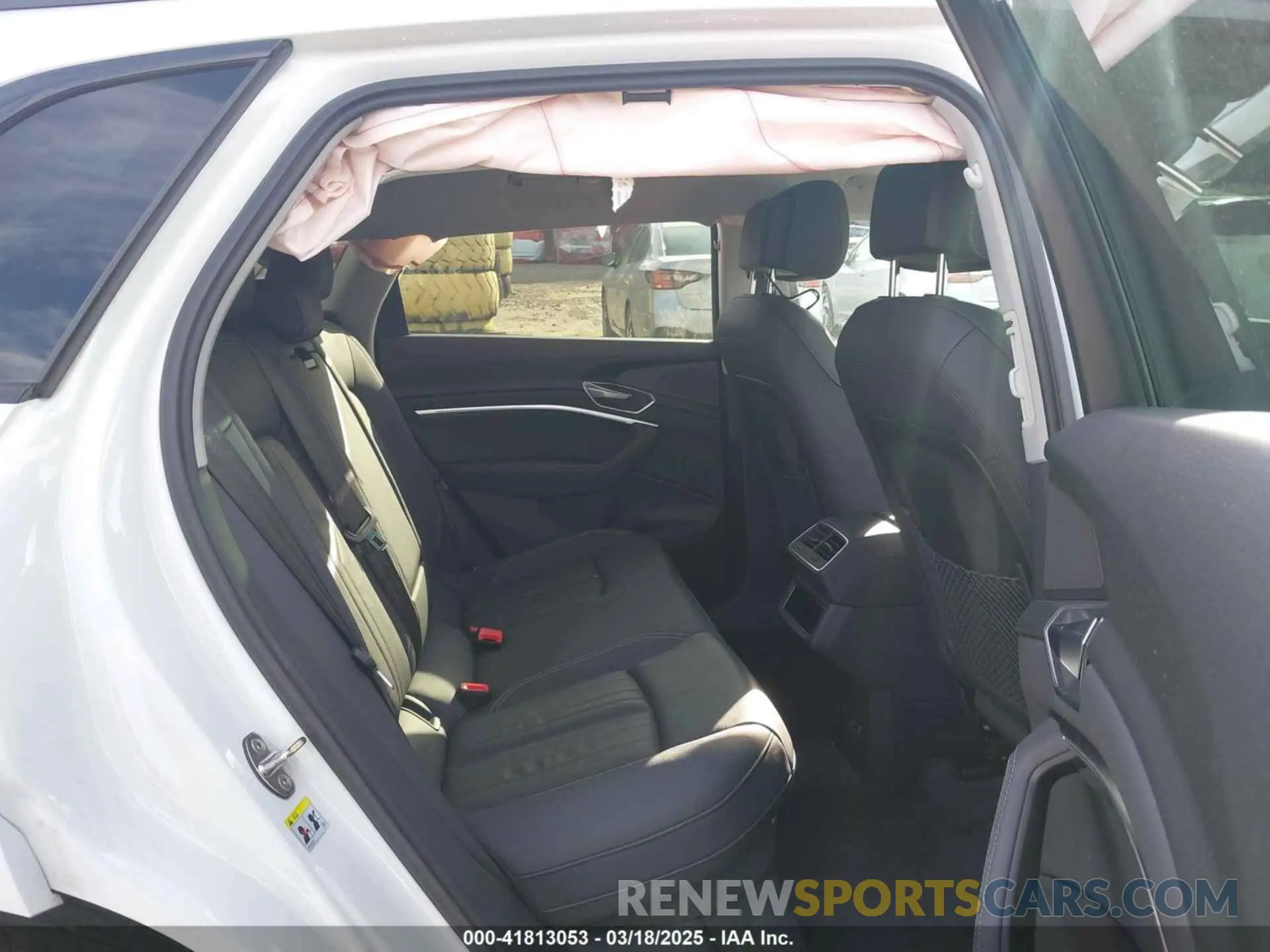 8 Photograph of a damaged car WA1AAAGE2NB040546 AUDI E-TRON 2022