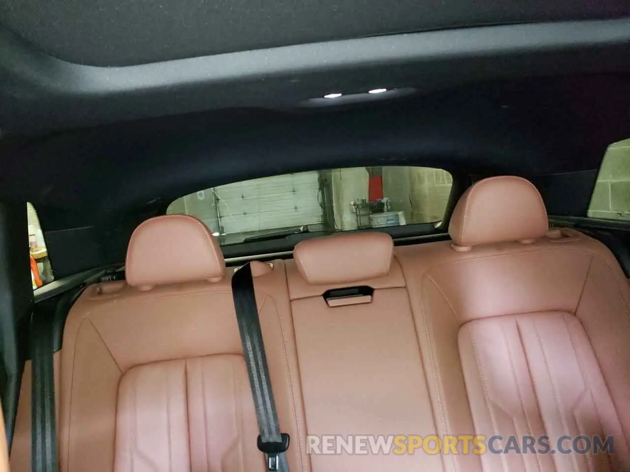 10 Photograph of a damaged car WA1AAAGE3NB023710 AUDI E-TRON 2022