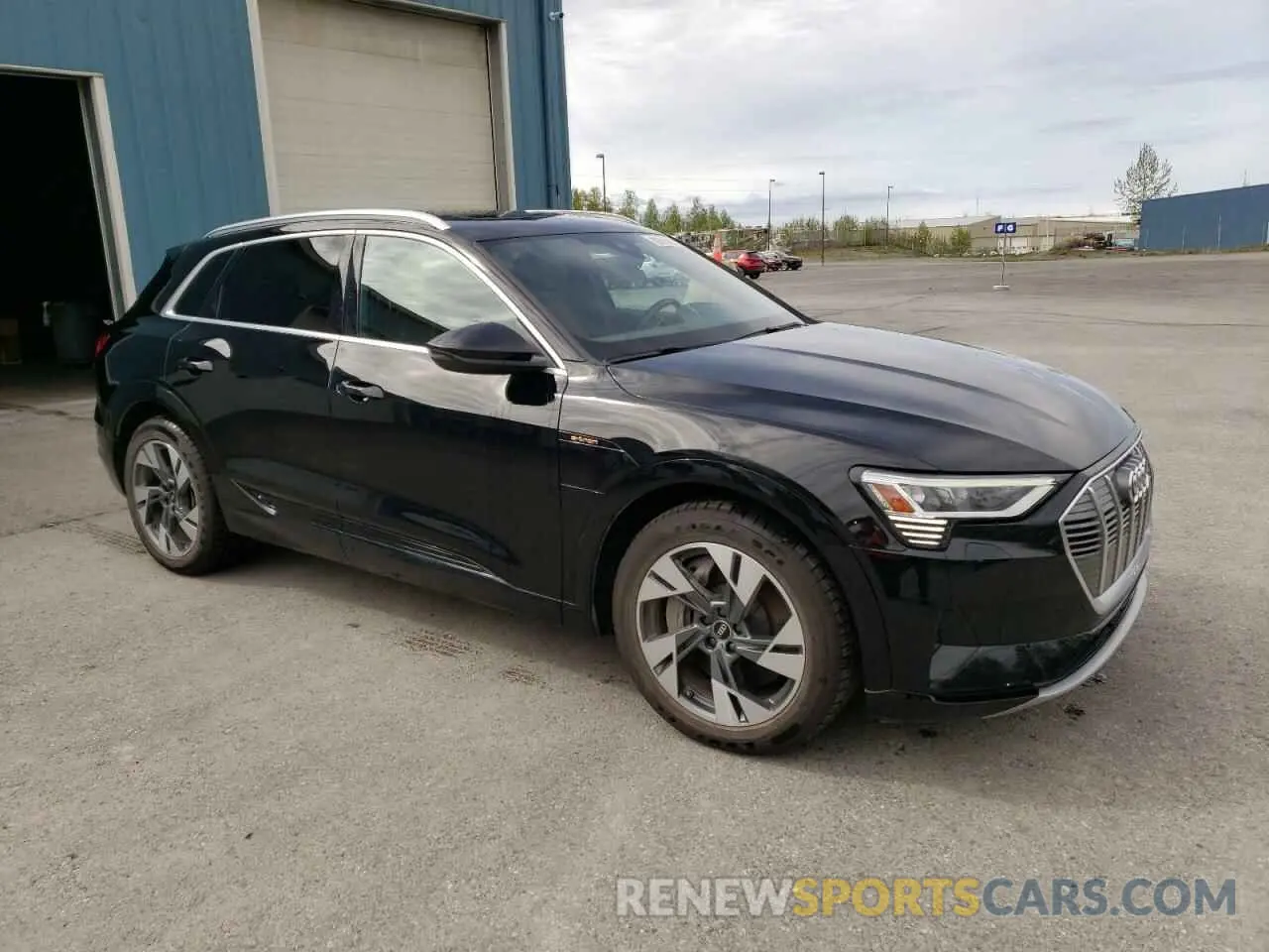 4 Photograph of a damaged car WA1AAAGE3NB023710 AUDI E-TRON 2022