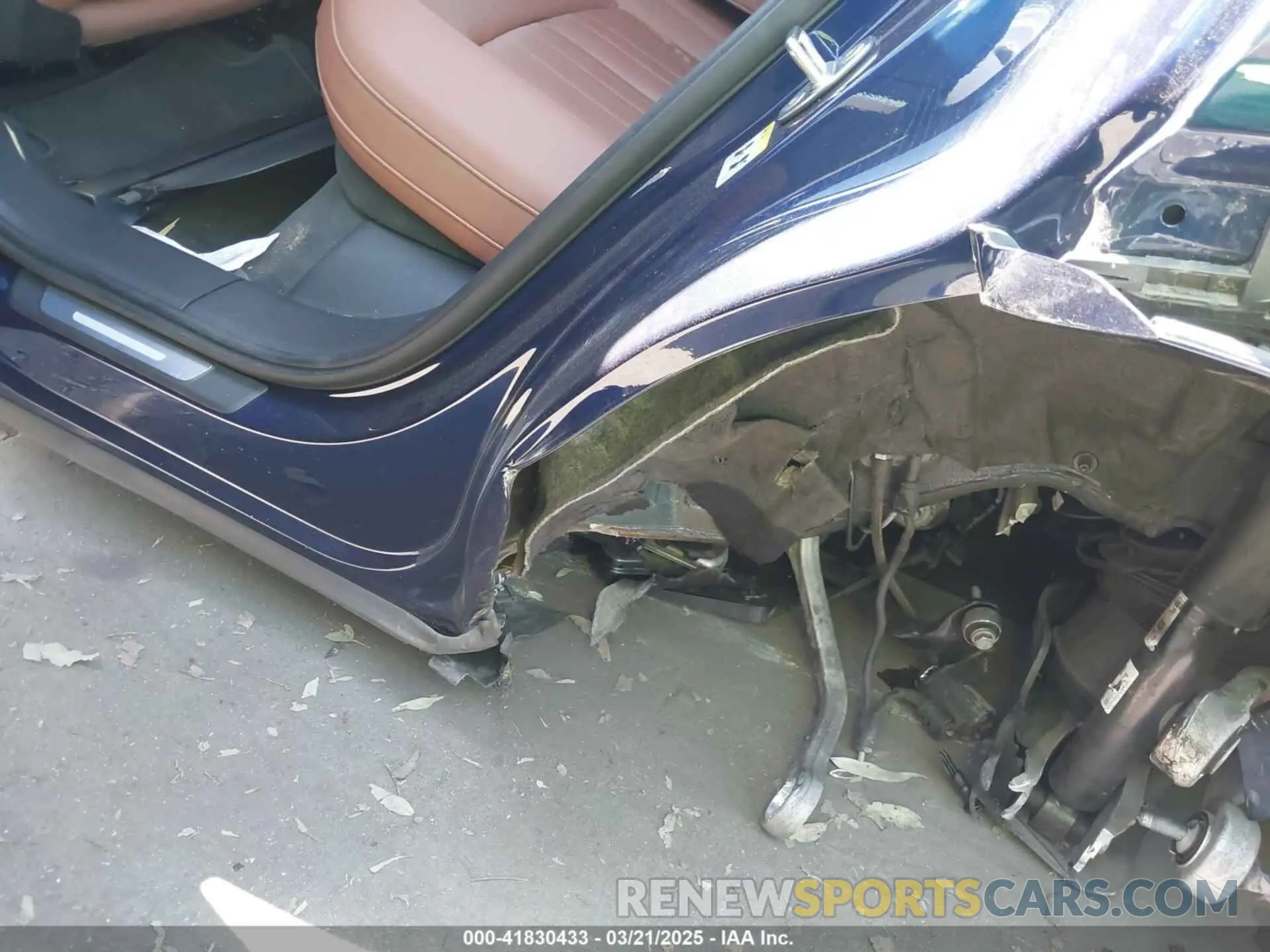 24 Photograph of a damaged car WA1AAAGE4NB020119 AUDI E-TRON 2022