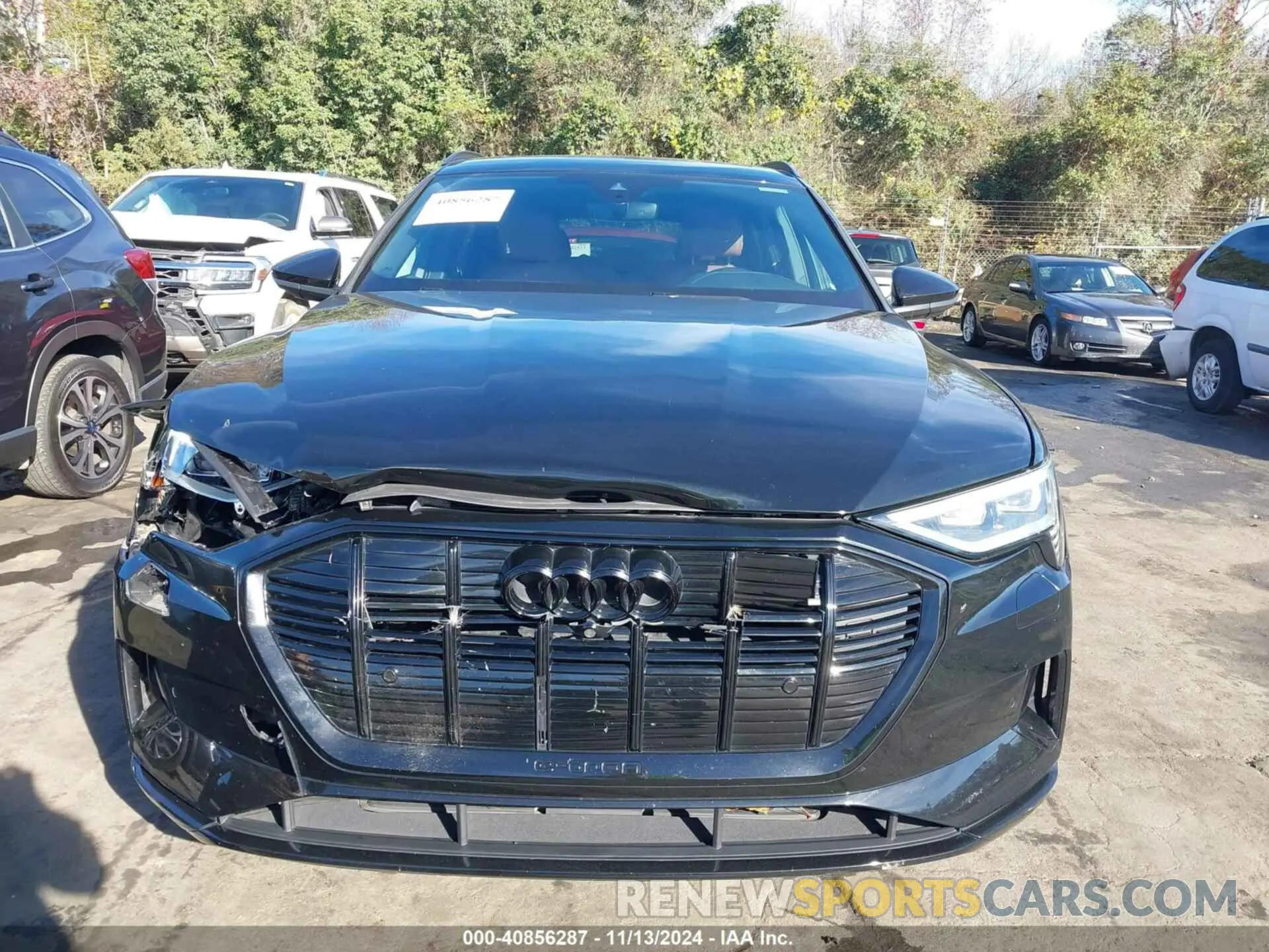 12 Photograph of a damaged car WA1AAAGE6NB029002 AUDI E-TRON 2022