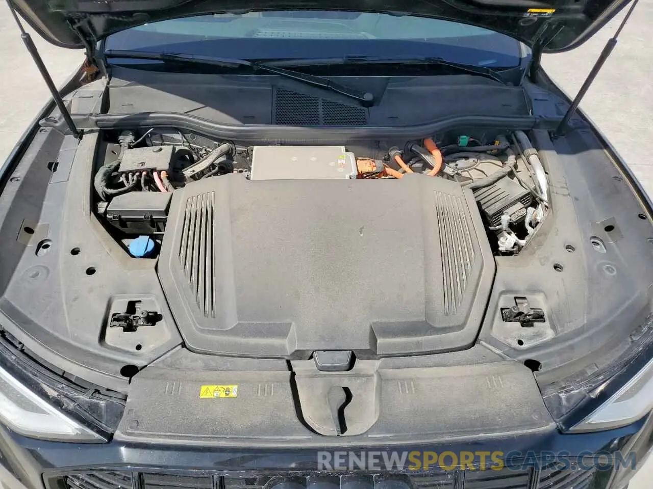 13 Photograph of a damaged car WA1AAAGE7NB027856 AUDI E-TRON 2022