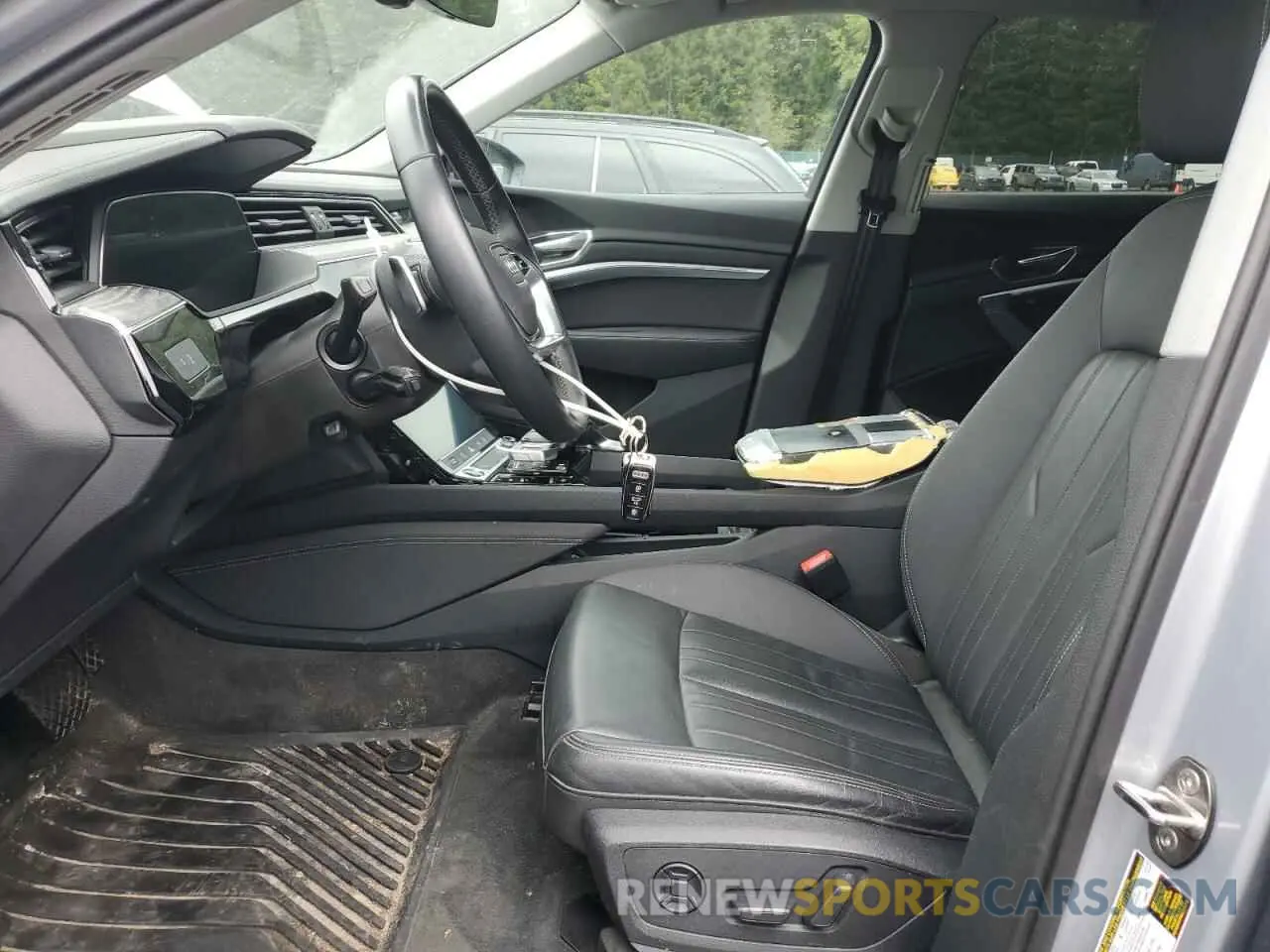 7 Photograph of a damaged car WA1AAAGE8NB005235 AUDI E-TRON 2022