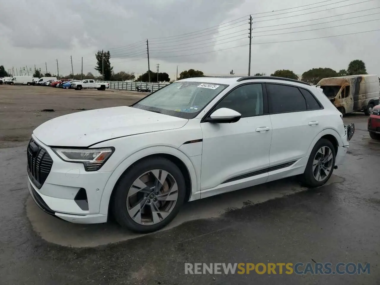 1 Photograph of a damaged car WA1AAAGE9NB038342 AUDI E-TRON 2022