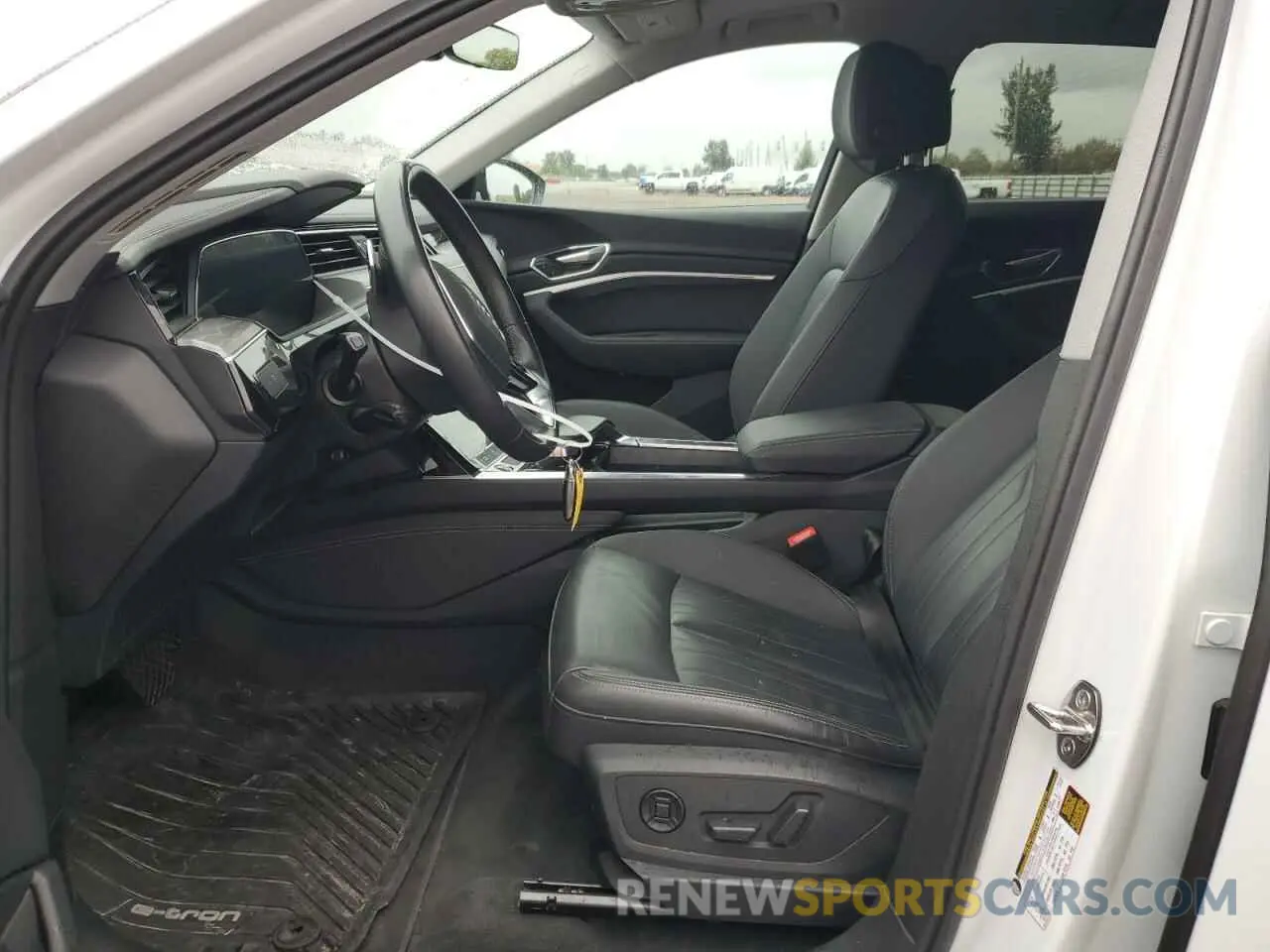 7 Photograph of a damaged car WA1AAAGE9NB038342 AUDI E-TRON 2022