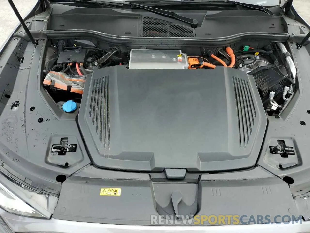 12 Photograph of a damaged car WA1AABGE1NB022142 AUDI E-TRON 2022