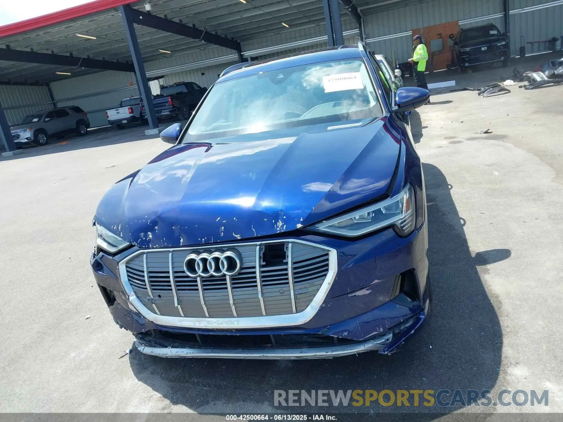13 Photograph of a damaged car WA1AABGE6NB022332 AUDI E-TRON 2022