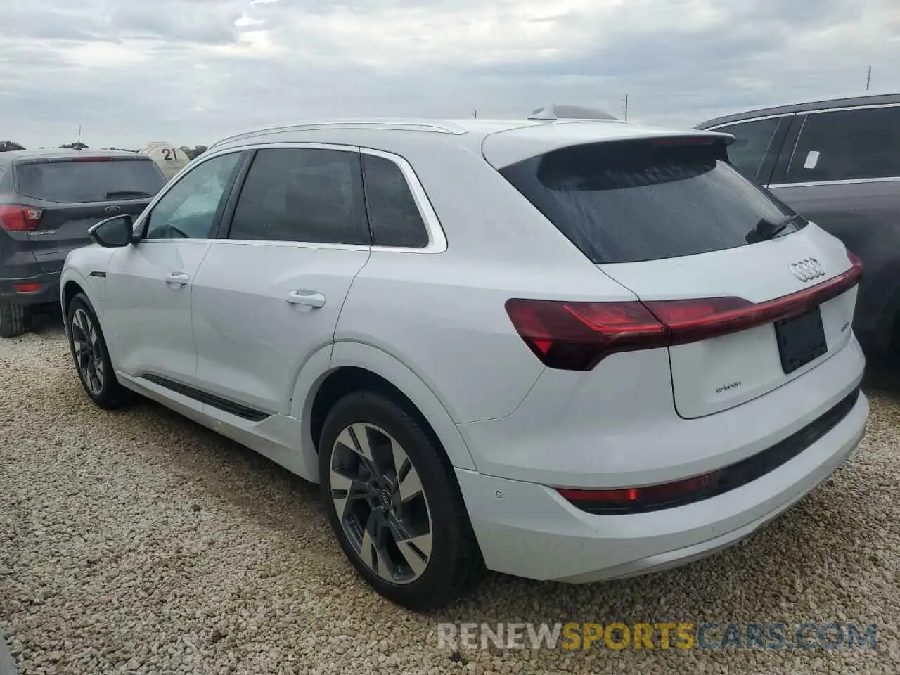 2 Photograph of a damaged car WA1LAAGE0NB033605 AUDI E-TRON 2022