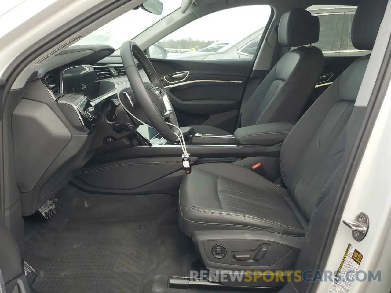7 Photograph of a damaged car WA1LAAGE0NB033605 AUDI E-TRON 2022