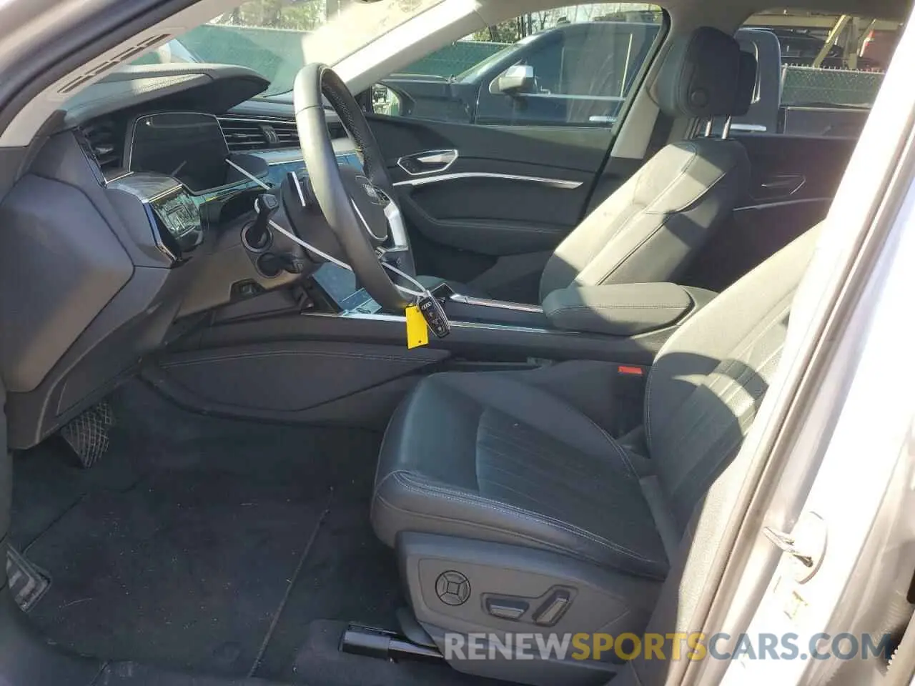 7 Photograph of a damaged car WA1LAAGE1NB026520 AUDI E-TRON 2022