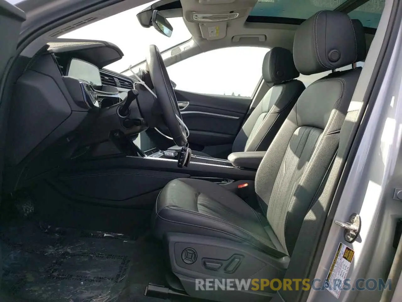 7 Photograph of a damaged car WA1LAAGE2NB024937 AUDI E-TRON 2022