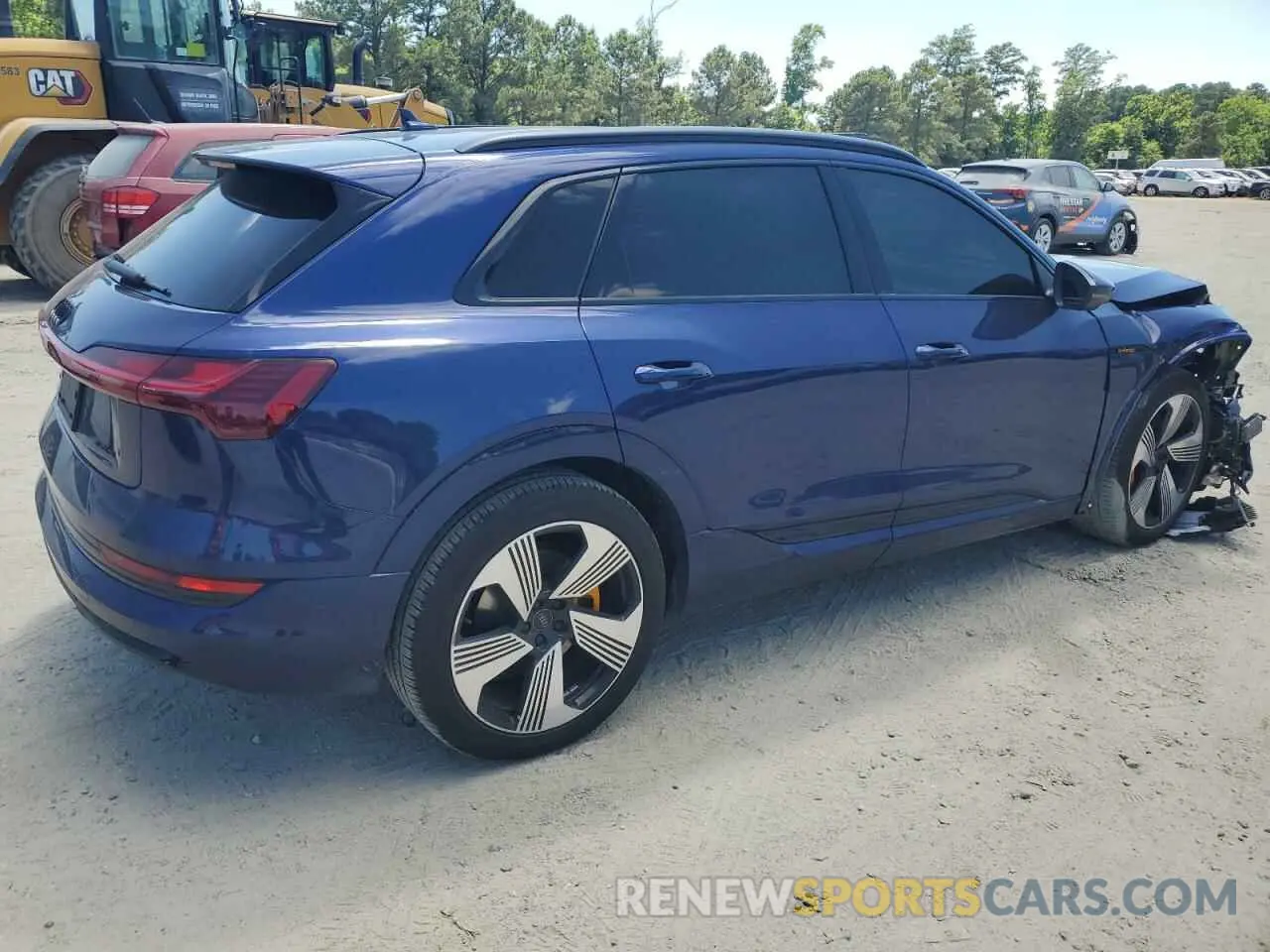 3 Photograph of a damaged car WA1LAAGE4NB008075 AUDI E-TRON 2022