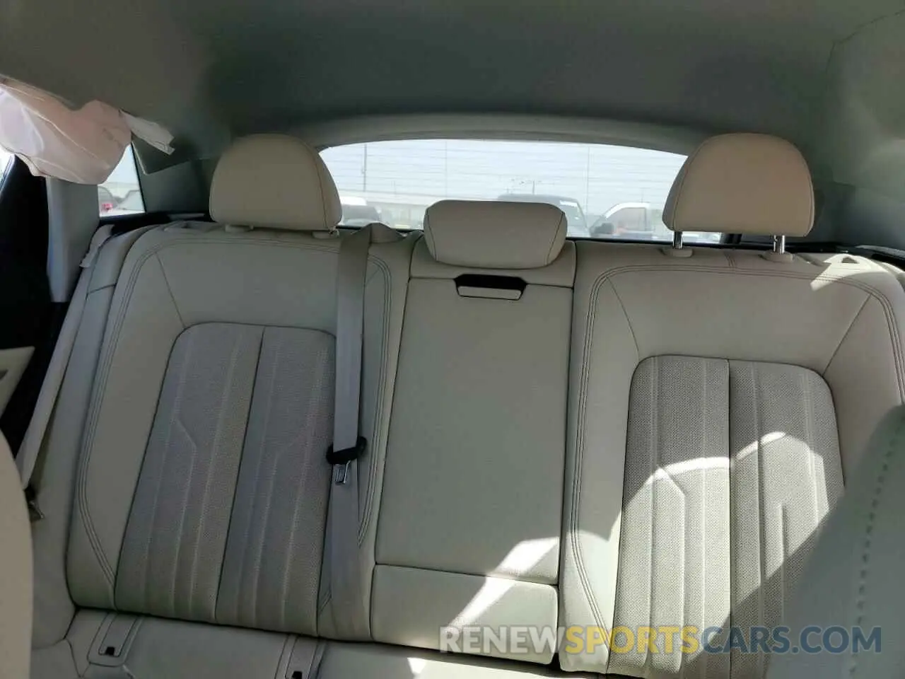 10 Photograph of a damaged car WA1LAAGE6NB010328 AUDI E-TRON 2022