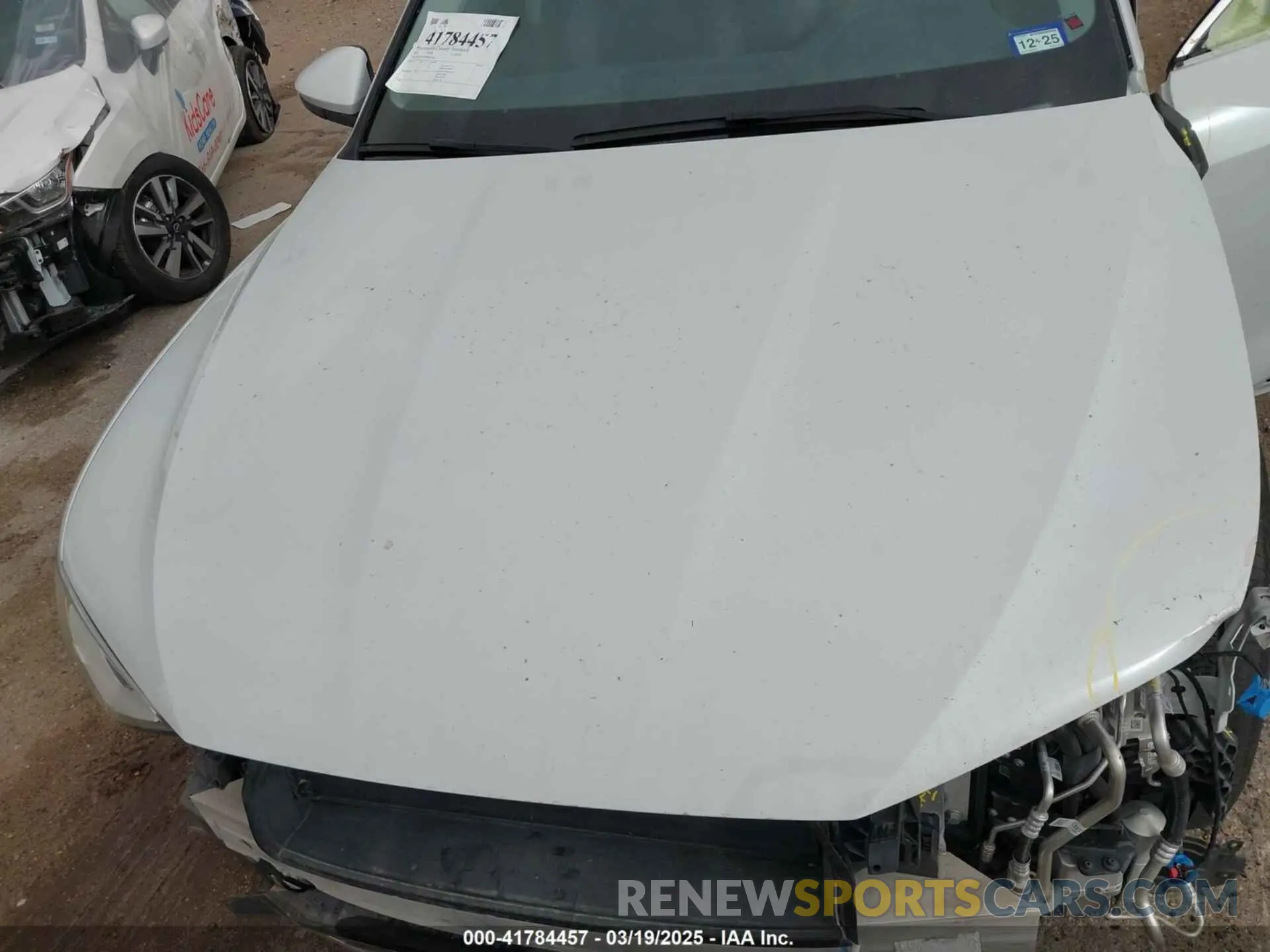 10 Photograph of a damaged car WA1LAAGE6NB033284 AUDI E-TRON 2022