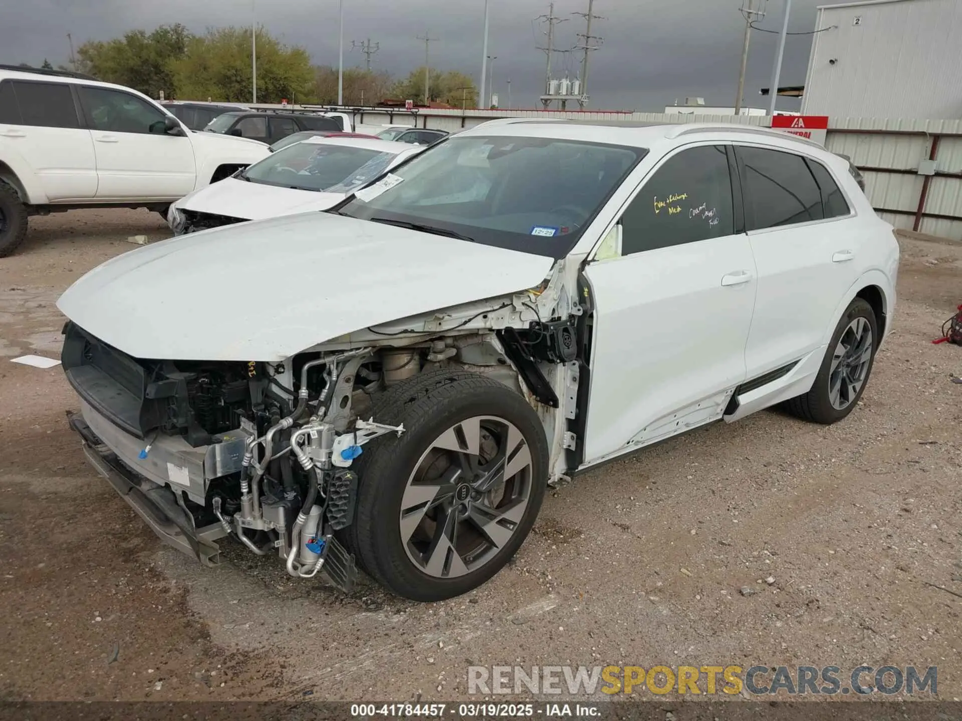 2 Photograph of a damaged car WA1LAAGE6NB033284 AUDI E-TRON 2022