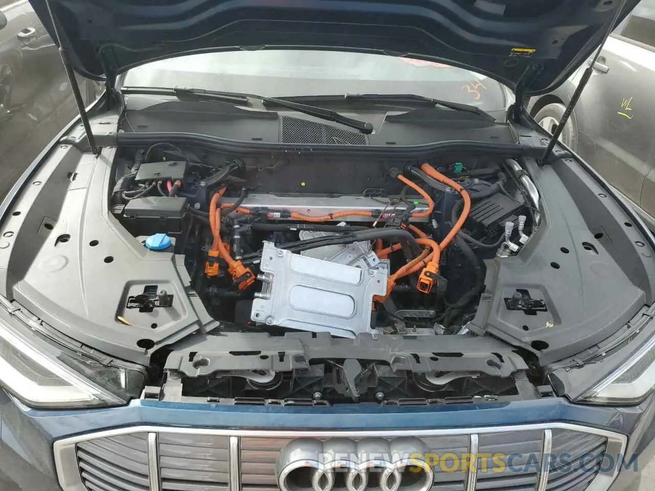 12 Photograph of a damaged car WA1LABGE4NB031250 AUDI E-TRON 2022