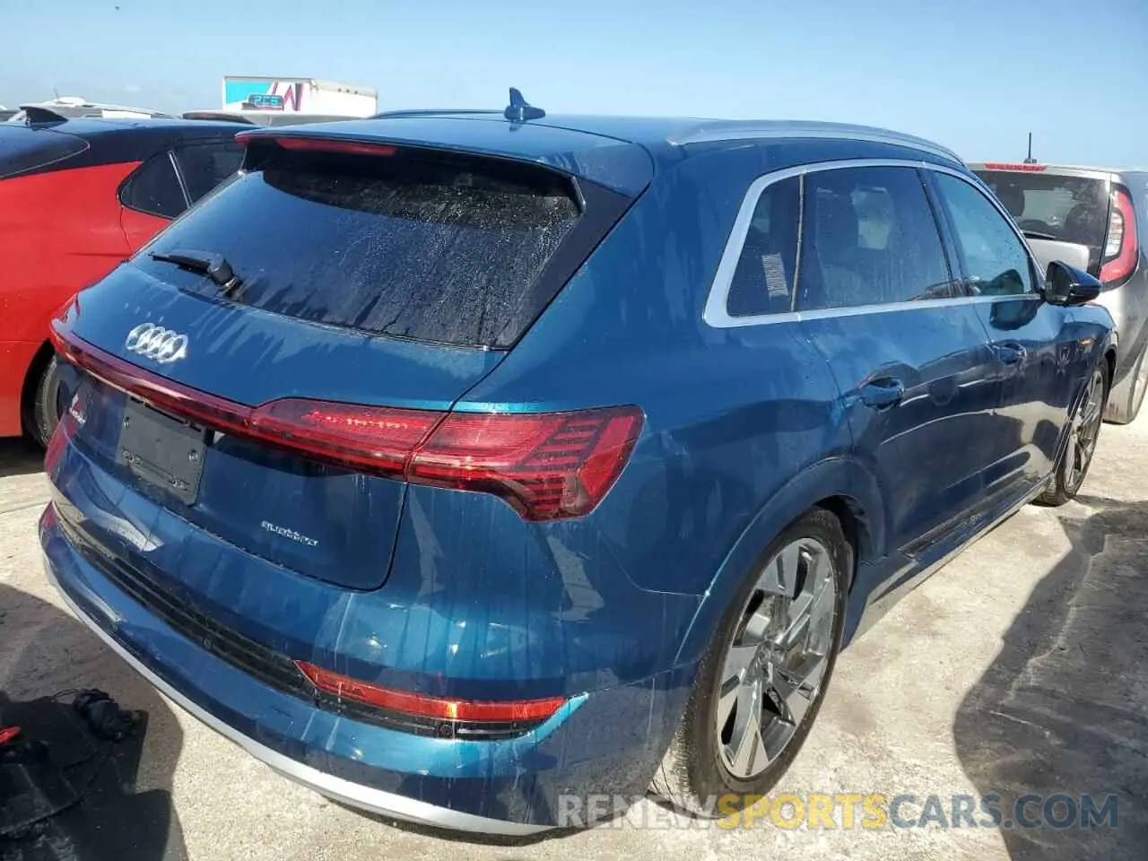 3 Photograph of a damaged car WA1LABGE4NB031250 AUDI E-TRON 2022