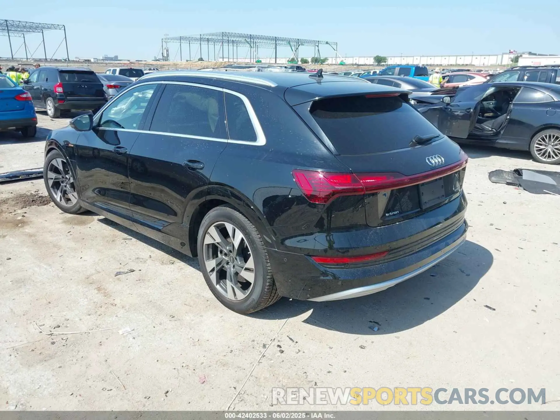 3 Photograph of a damaged car WA1LABGE6NB022565 AUDI E-TRON 2022